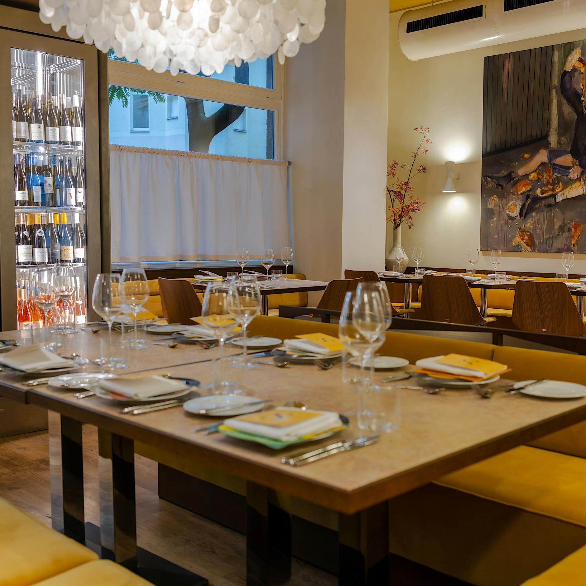 Swan&Son Bistro in Berlin-Charlottenburg: Wo die Karamellbutter zärtlich den falschen Hasen umgarnt