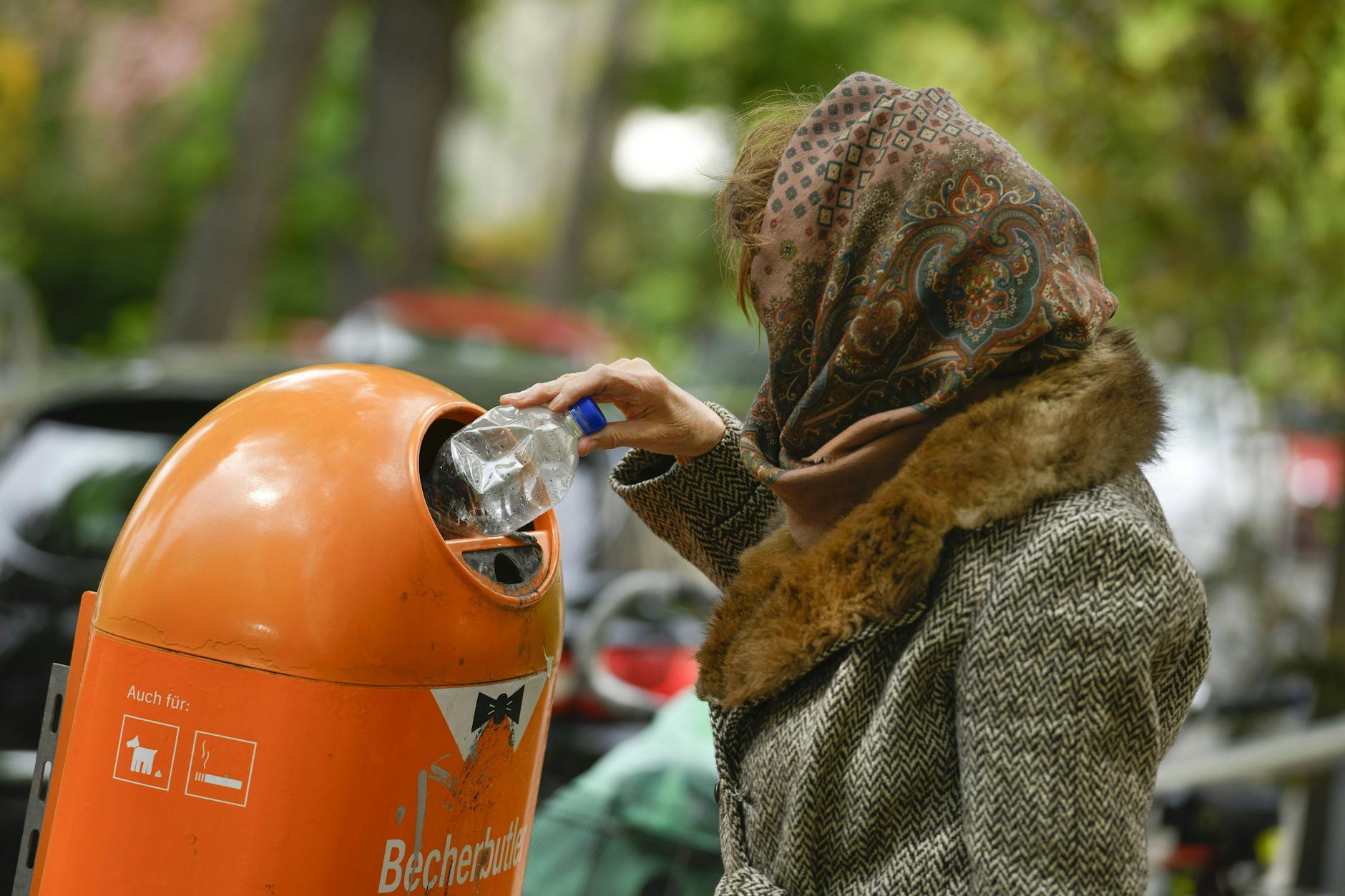 Mehr als 17,5 Millionen Menschen leben in Deutschland nach Abzug ihrer Wohnkosten im Armutsbereich.