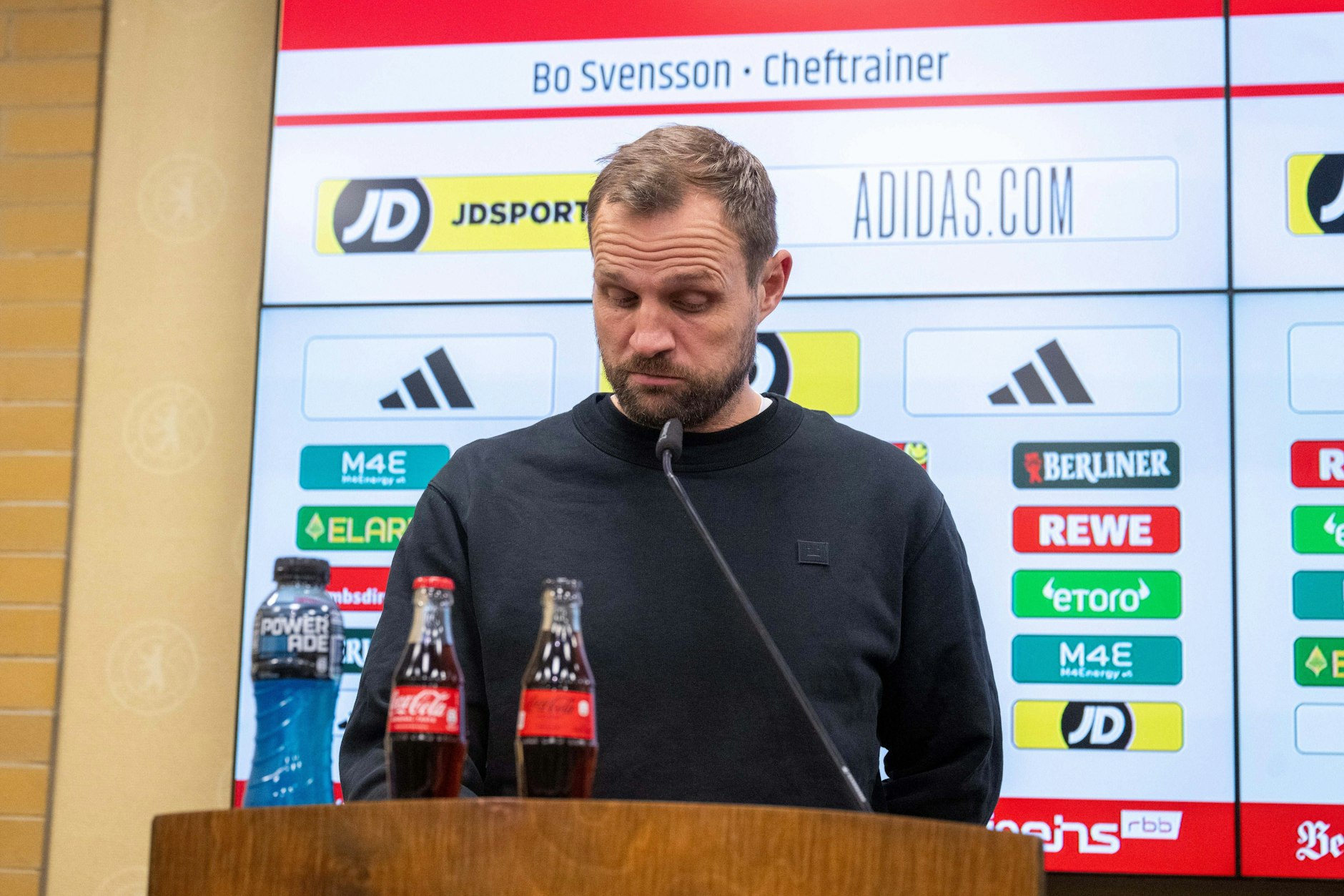 Bo Svensson war auf der Pressekonferenz nach dem Spiel restlos bedient.