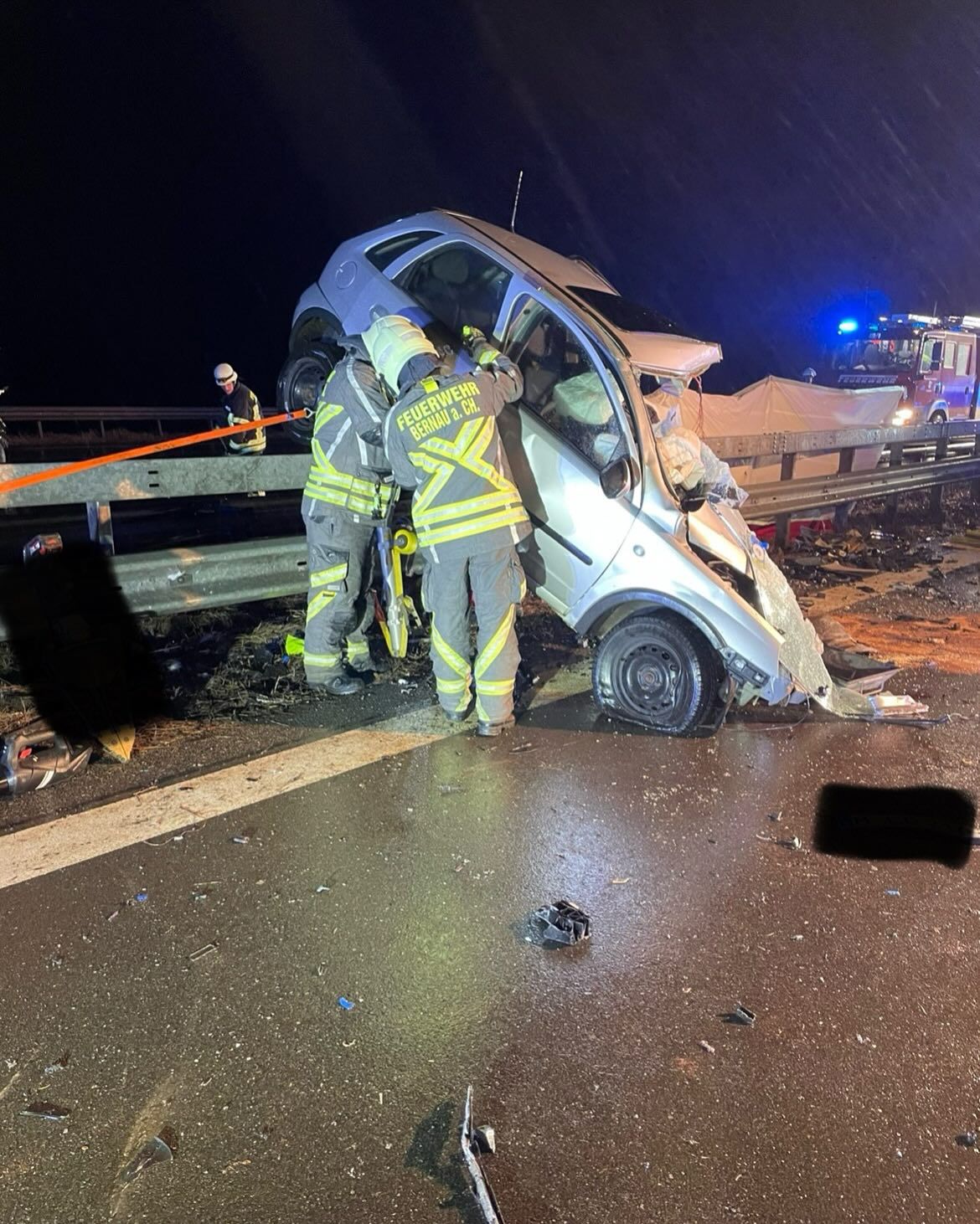 Image - Geisterfahrerin kracht auf der Autobahn frontal in Porsche – tot!