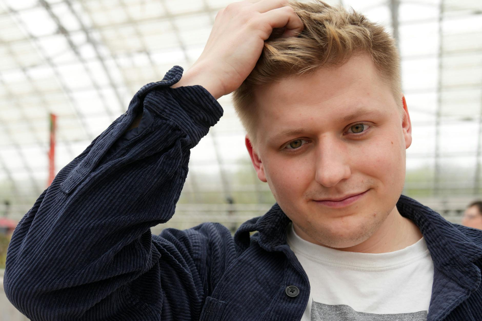 El Hotzo: Gefallener Moralapostel oder gewiefter Satiriker? Im Netz ist man sich darüber aktuell uneins.