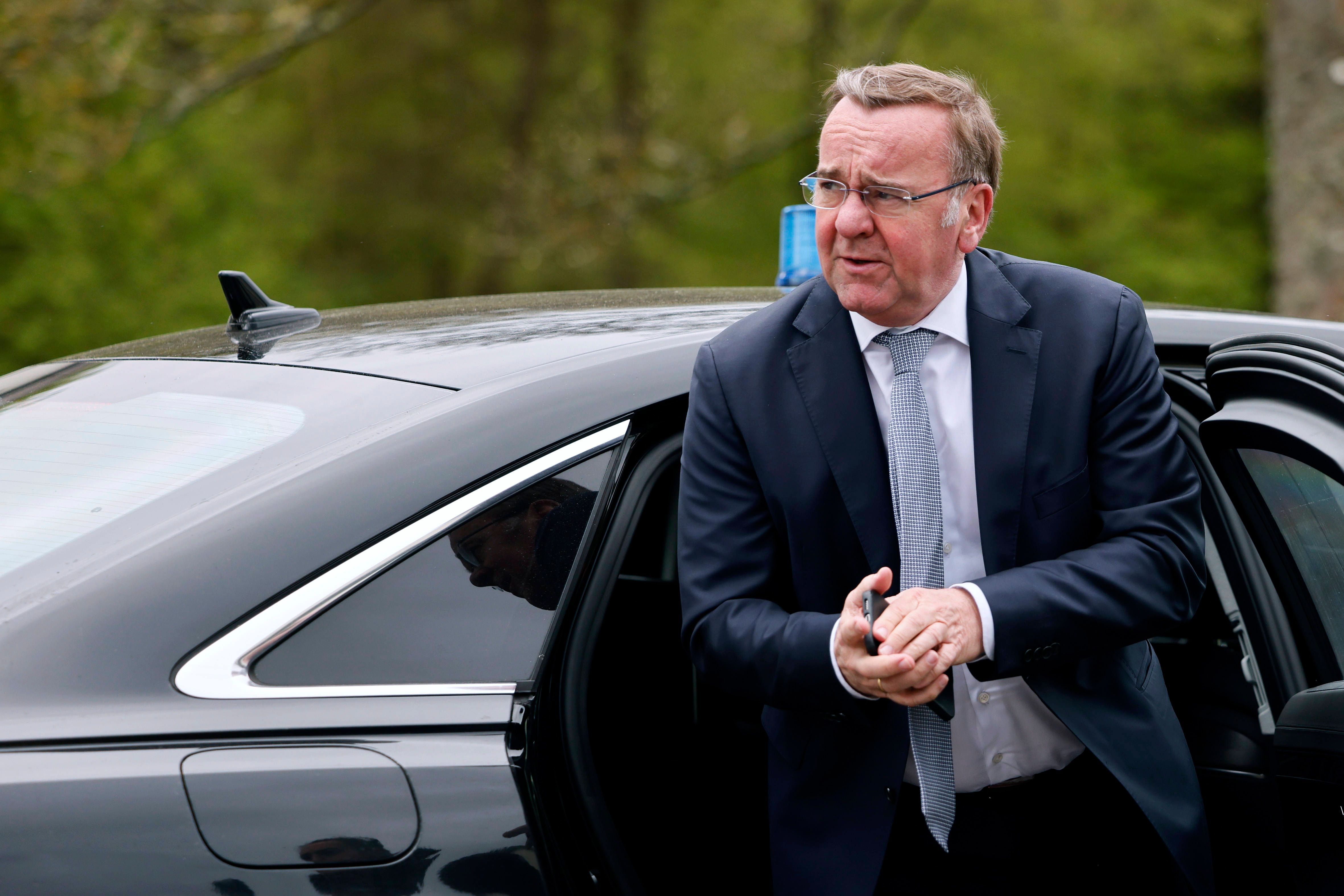 Image - Auto-Panne: Boris Pistorius bleibt mit Dienstwagen liegen!