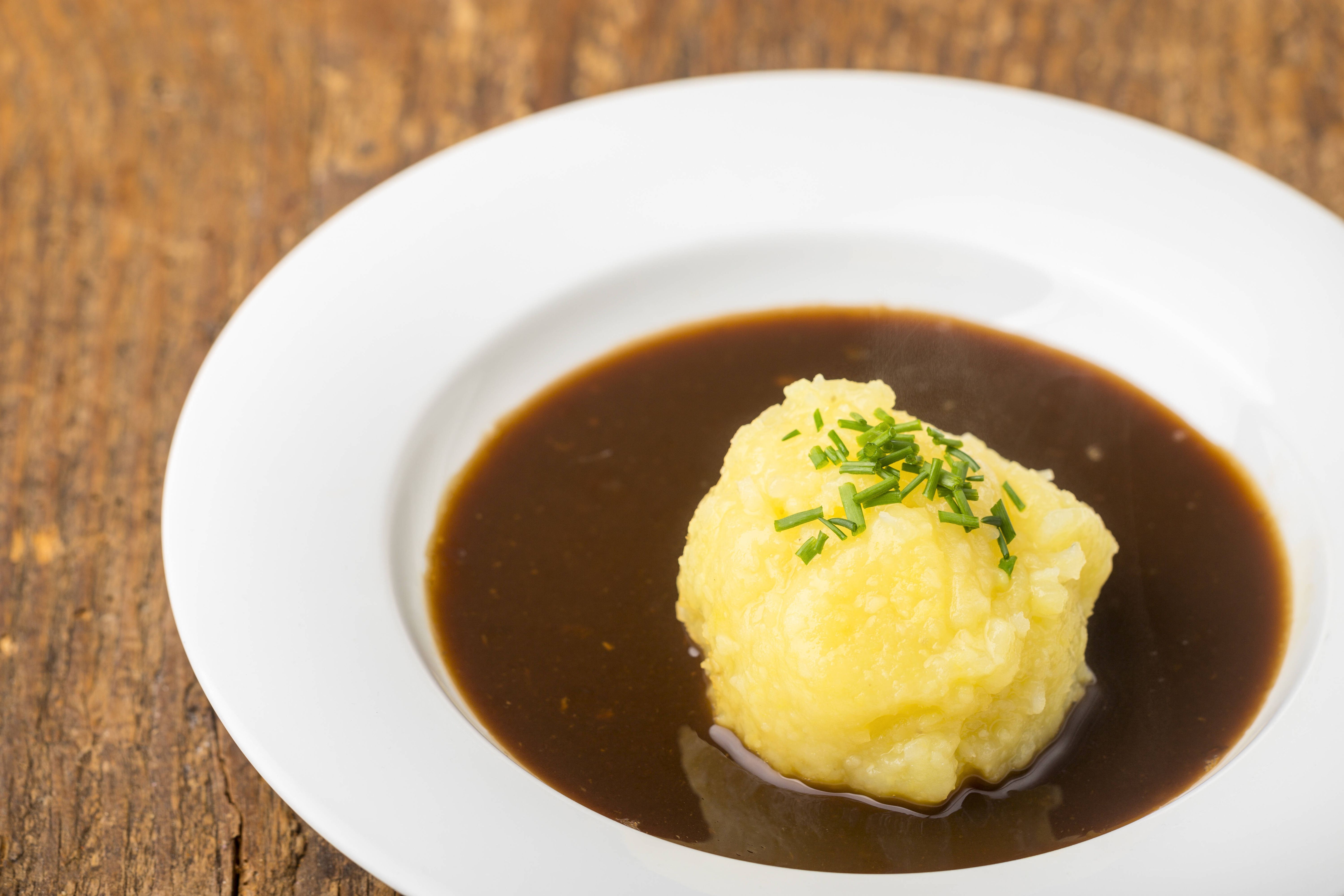 Thüringer Klöße nach Omas DDR-Rezept – so schmeckt es wie früher!