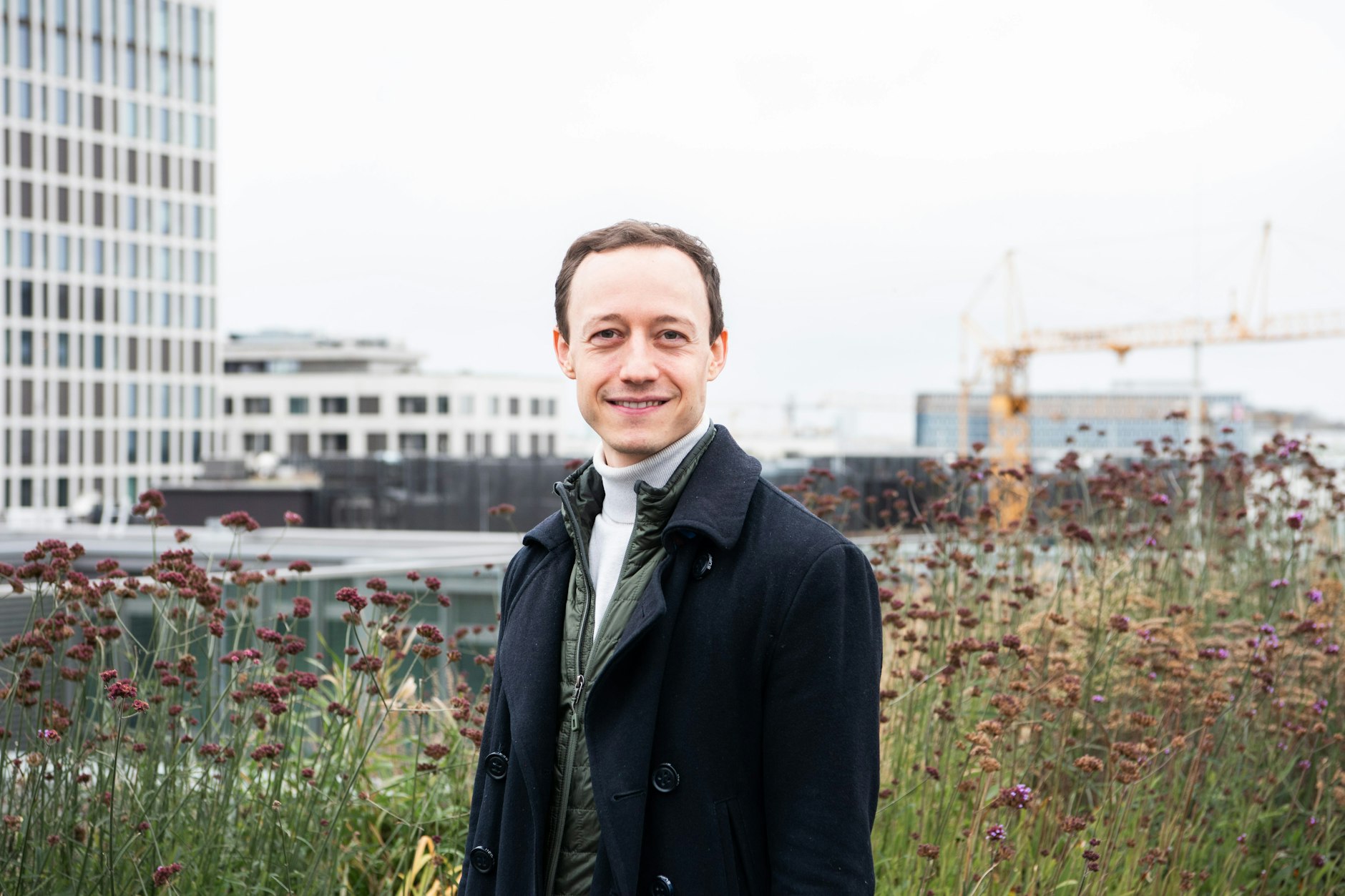 Timo Rodi eröffnet mit seinem Medizin-Start-up Eterno Health einen Co-Working-Space in Berlin-Mitte für mehr als 30 Ärzte. Kann er damit deren dringlichste Probleme lösen?