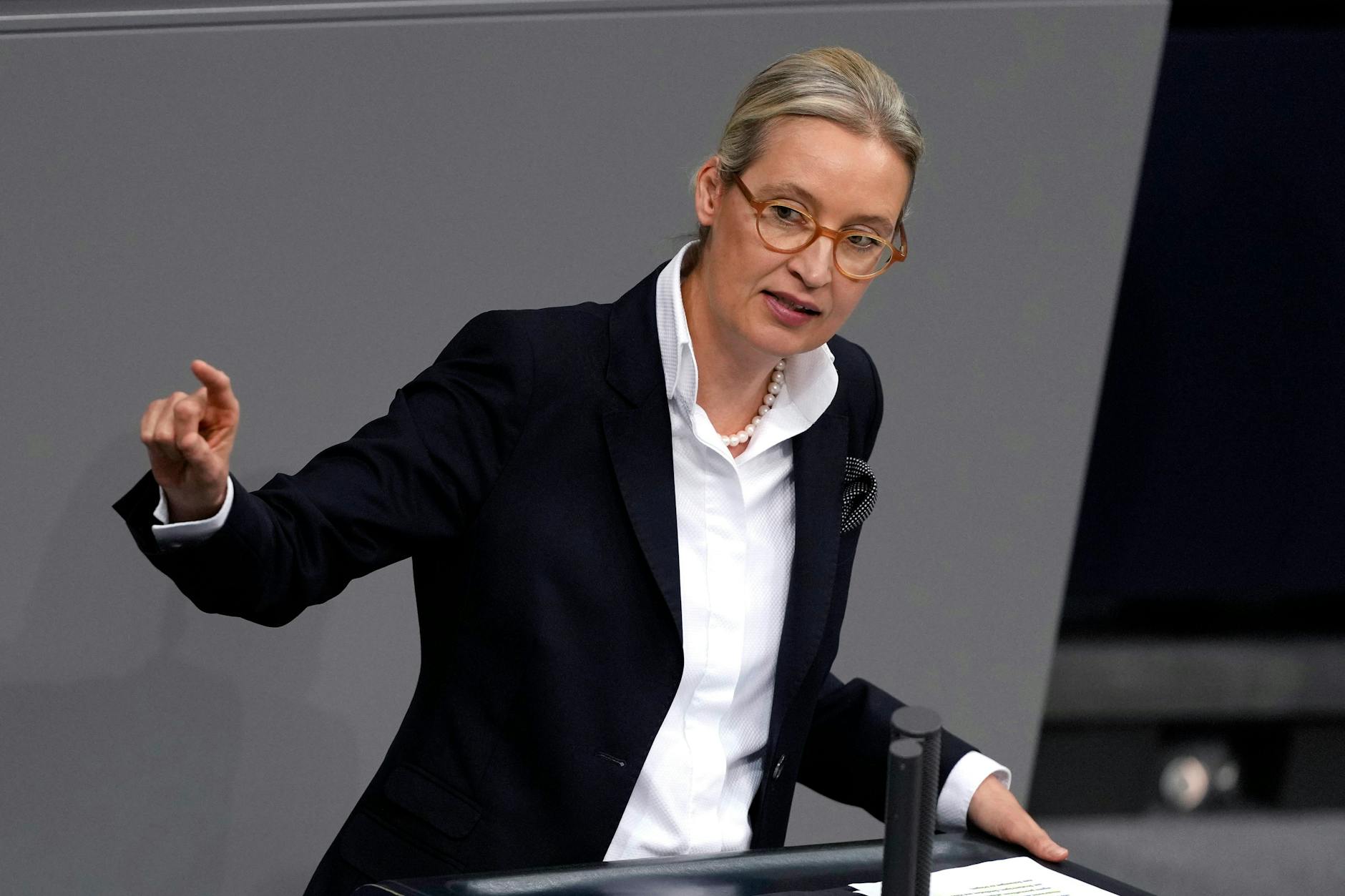 Alice Weidel teilte gleich gegen alle Fraktionen im Bundestag aus.