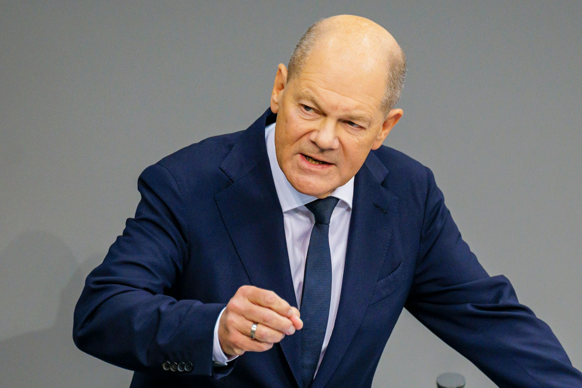 Bundeskanzler Olaf Scholz (SPD) wird heute Mittag im Bundestag die Vertrauensfrage stellen. Sein Ziel sind Neuwahlen.