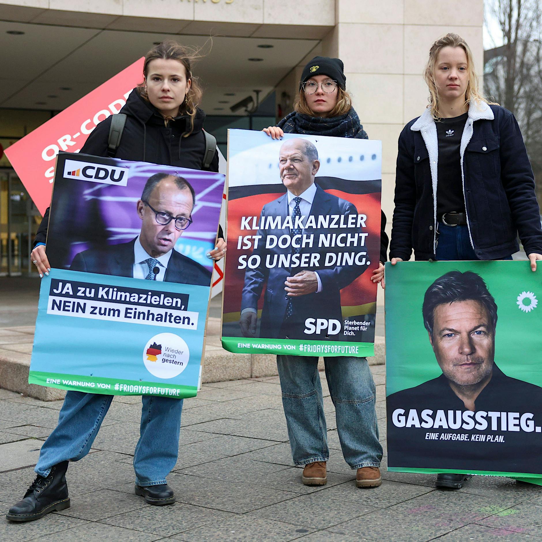 Berlin: Luisa Neubauer protestiert gegen Wahlprogramm – SPD ruft Polizei