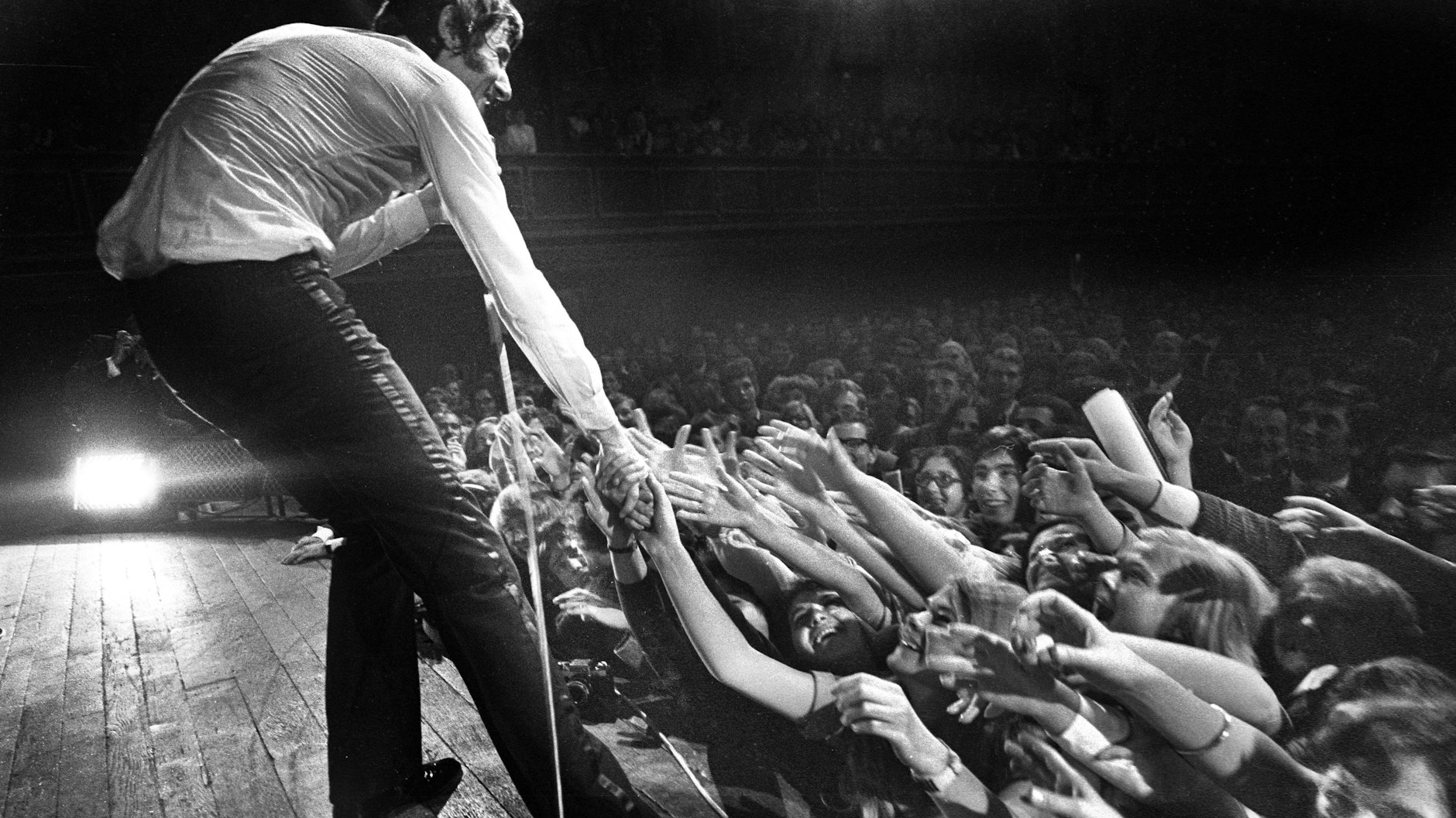 Von Anfang an ein Frauenschwarm: Udo Jürgens bei einem Konzert 1970.
