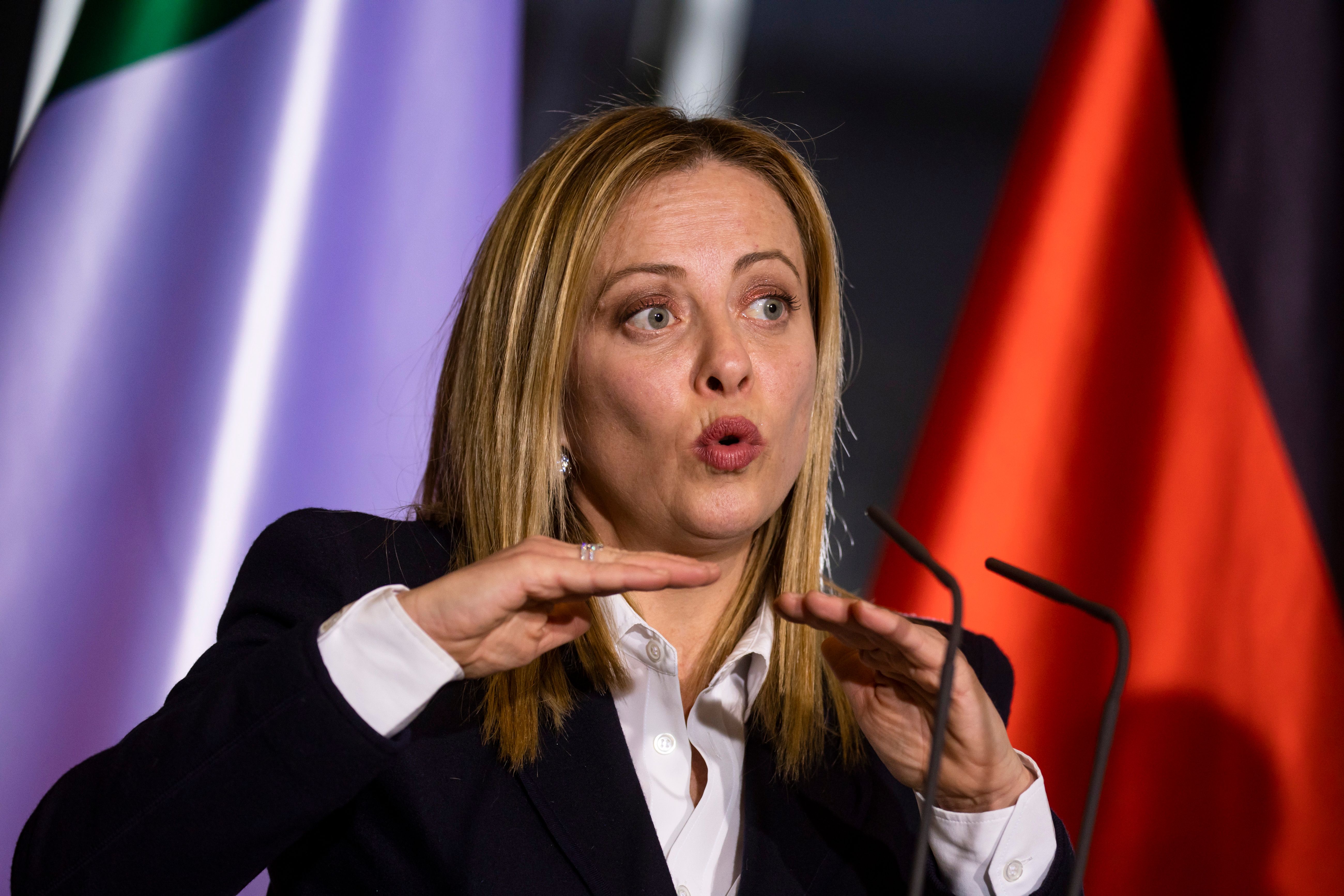 Image - Giorgia Meloni: Zwischen Pragmatismus und Show – ist Italiens Ministerpräsidentin ein Bluff?