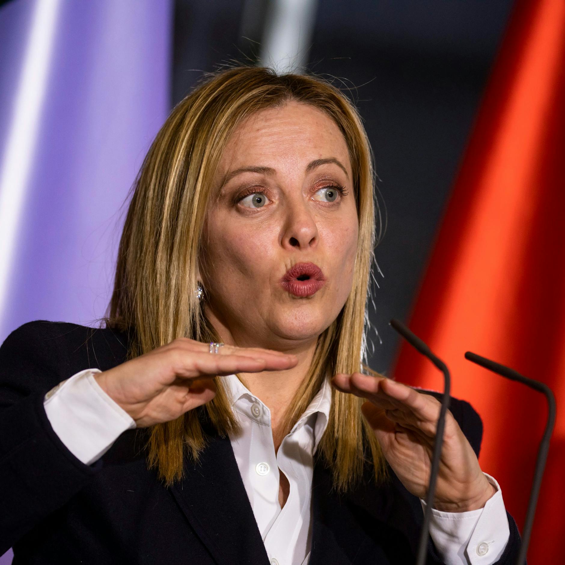 Image - Giorgia Meloni: Zwischen Pragmatismus und Show – ist Italiens Ministerpräsidentin ein Bluff?
