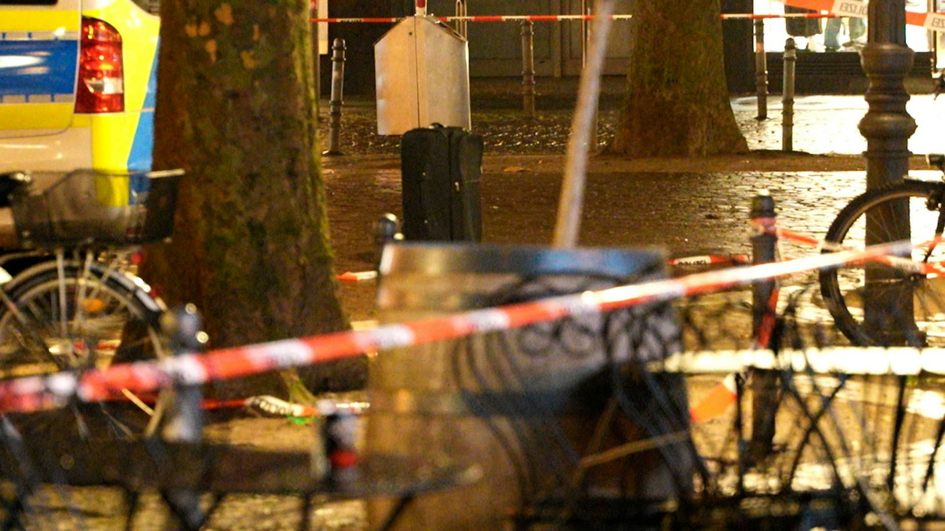 Gleich mehrere herrenlose Koffer sorgten für Unruhe in Köln.