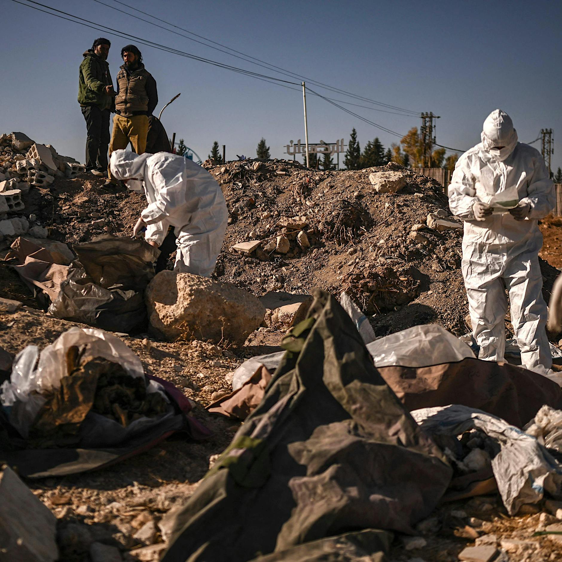 Massengräber in Syrien: „So etwas haben wir seit den Nazis nicht mehr gesehen“