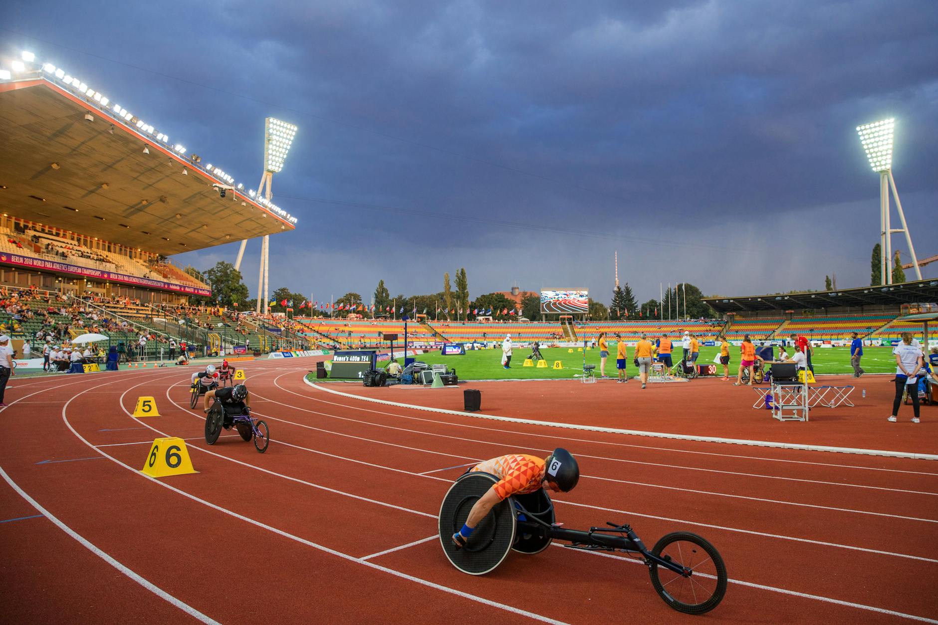 Behindertensport: EM der Leichtathleten im Jahnsportpark im Jahr 2018, 400 Meter der Frauen