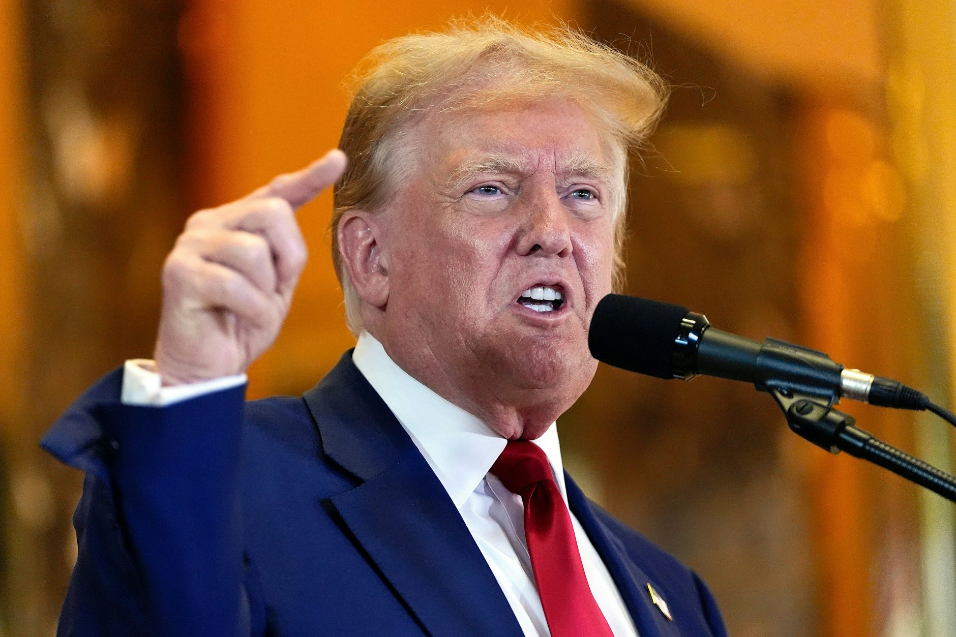 Donald Trump war berühmt für seine Goldlocke. Ist das jetzt vorbei? 