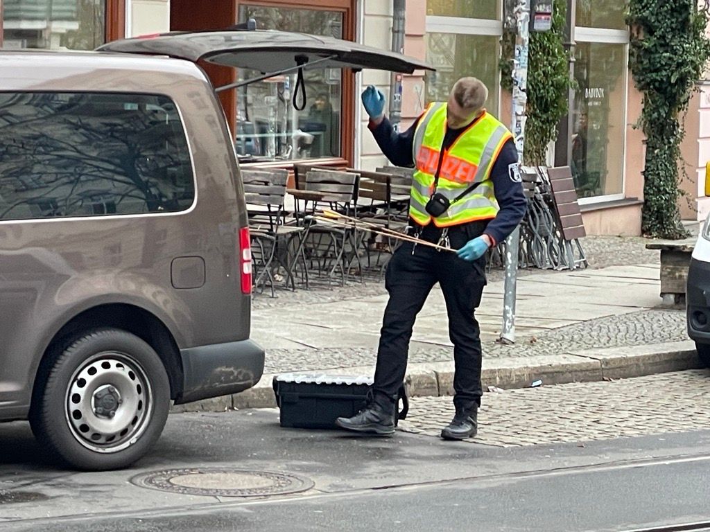 Nach Pfeil-Attacke aus Wohnung: Bewährung für psychisch kranken Schützen