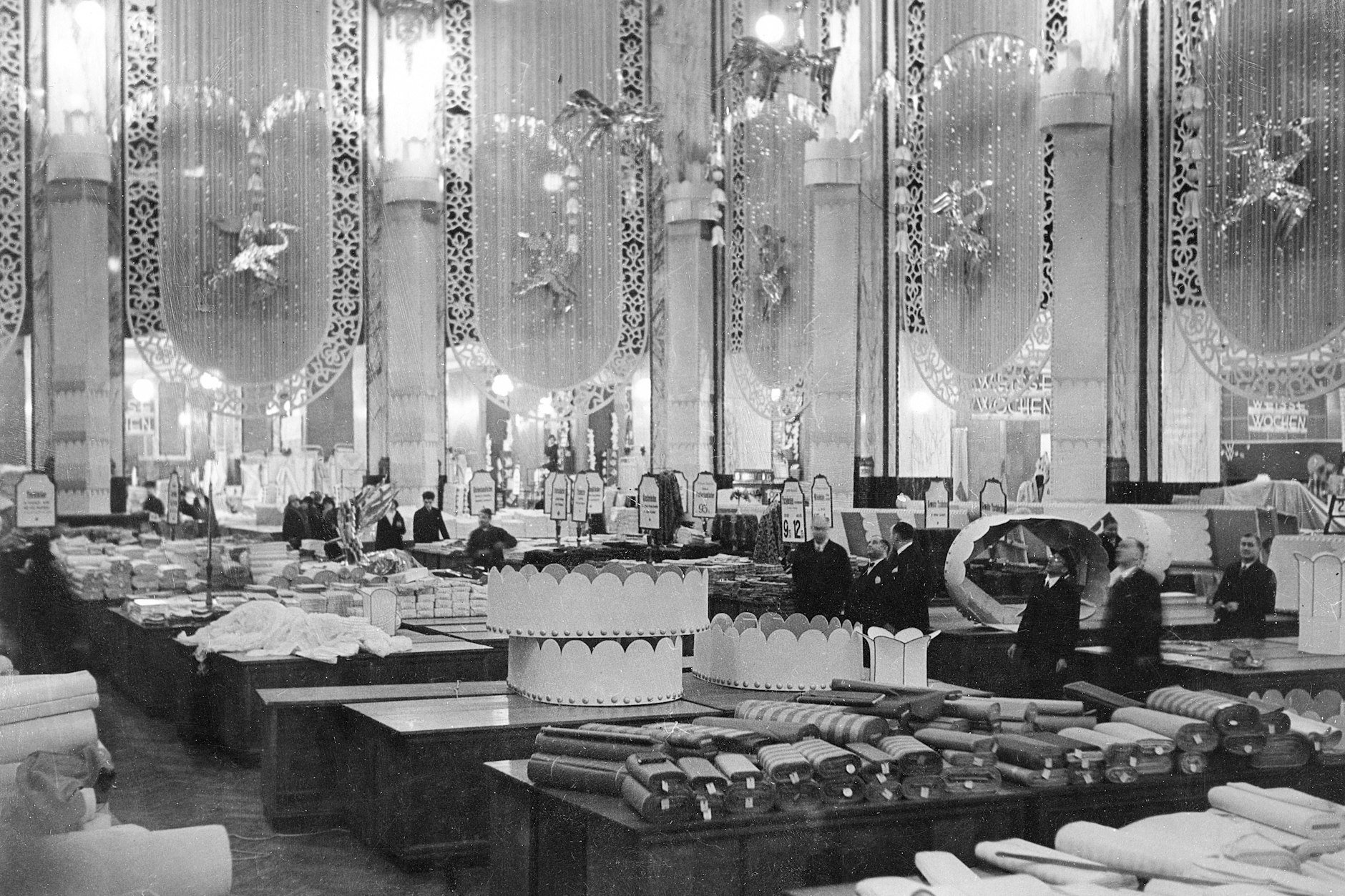 Das Berliner Kaufhaus Hermann Tietz (Herti) im Jahr 1930