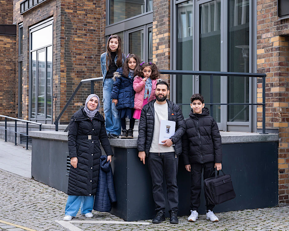 Diese sechs wurden gerade eingebürgert, sie stammen ursprünglich aus Damaskus: Fatima, Hanin, Elin, Mira Mohammed und Rayad.