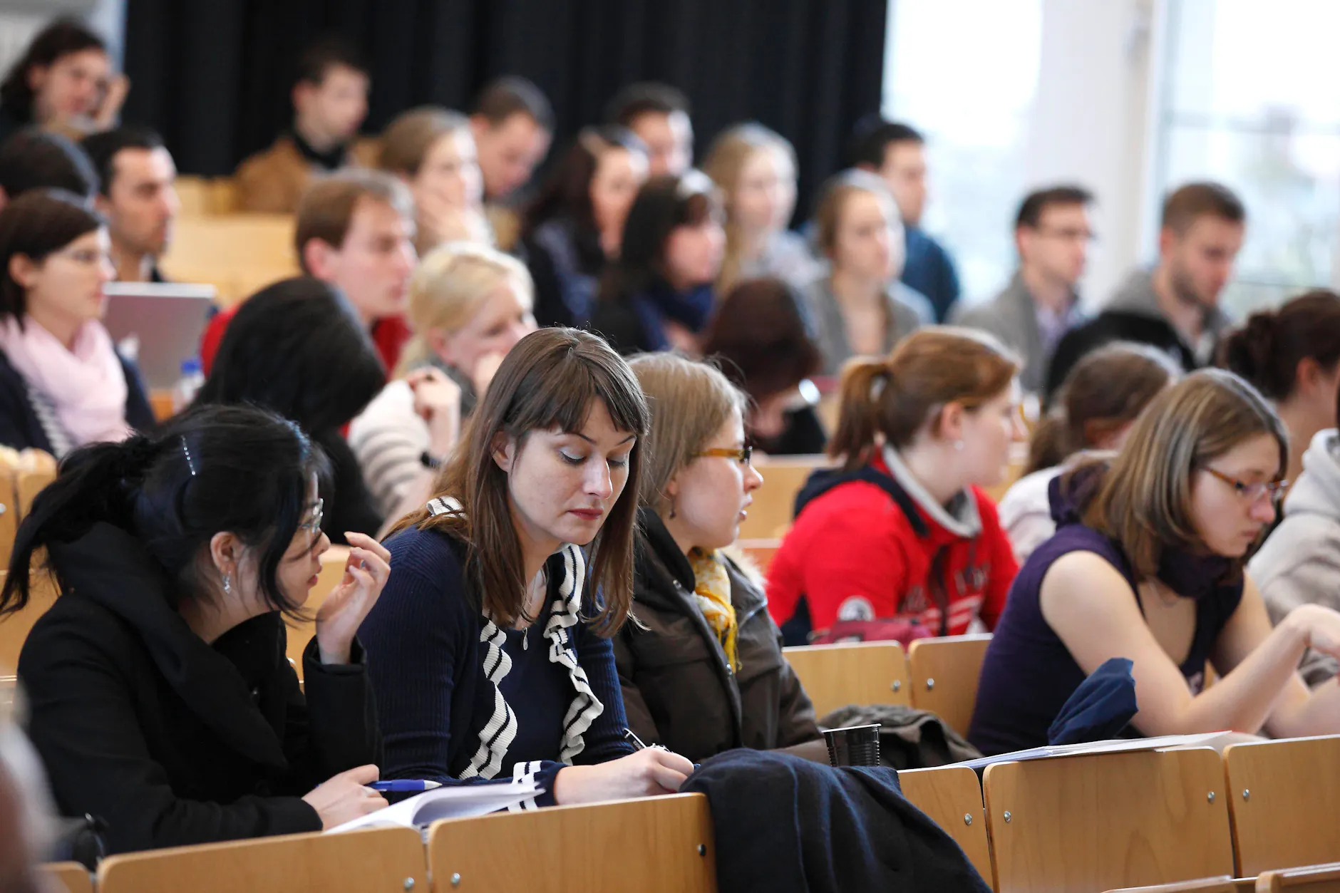 Blick in einen Hörsaal der Freien Universität Berlin: Die Kosten für Studenten sollen steigen.