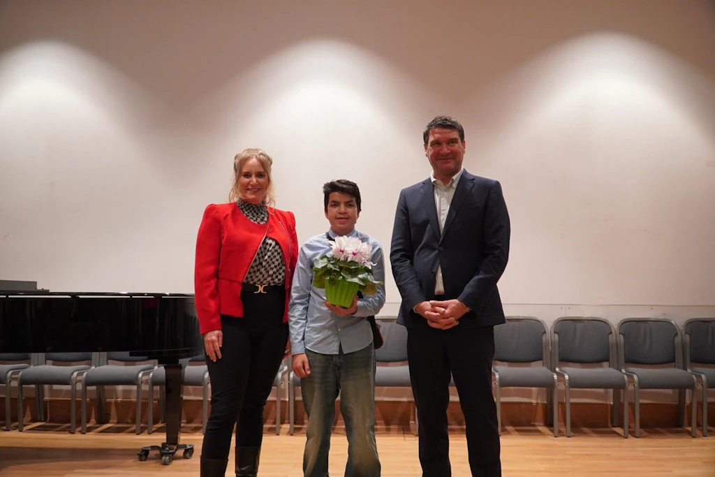 Charlottenburg-Wilmersdorf: Integration prize goes to 14-year-old refugee