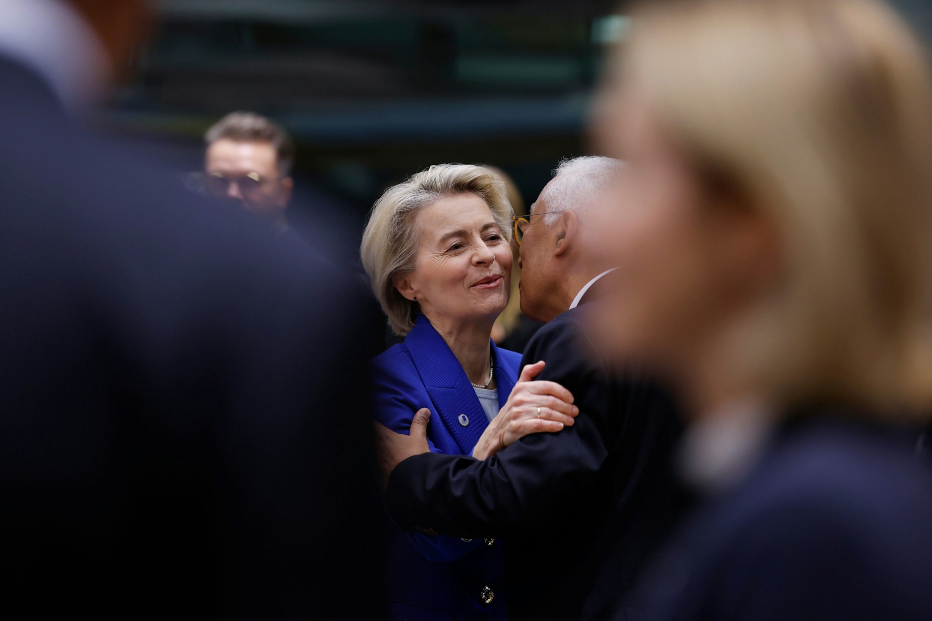 Ursula von der Leyen mit Ratspräsident António Costa auf dem Gipfel in Brüssel am 19. Dezember.