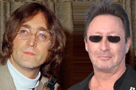 John Lennon und sein Sohn Julian (Bildkombo)