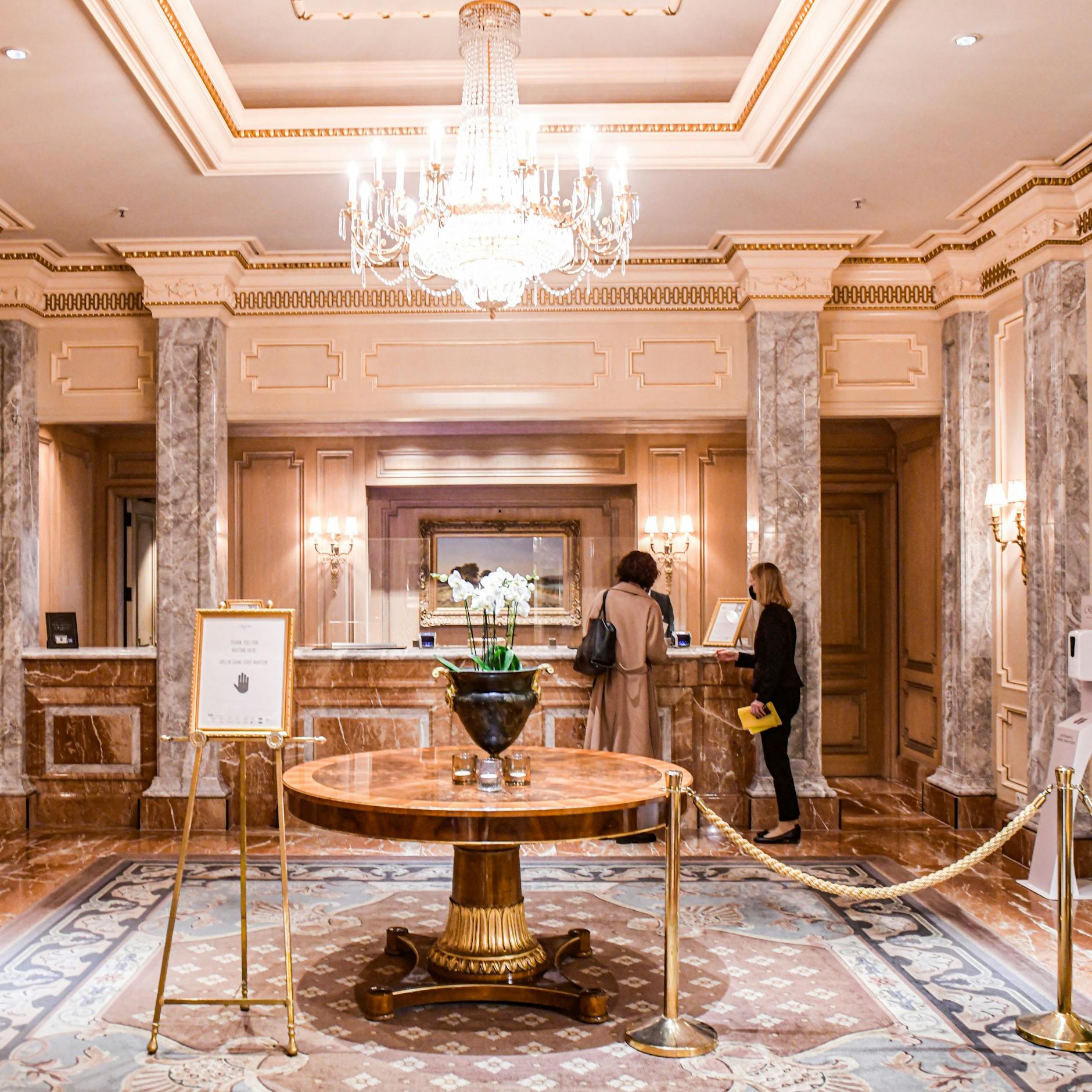 Image - Regent Hotel am Gendarmenmarkt schließt heute: Diese Promi-Hotels bleiben Berlin nun noch