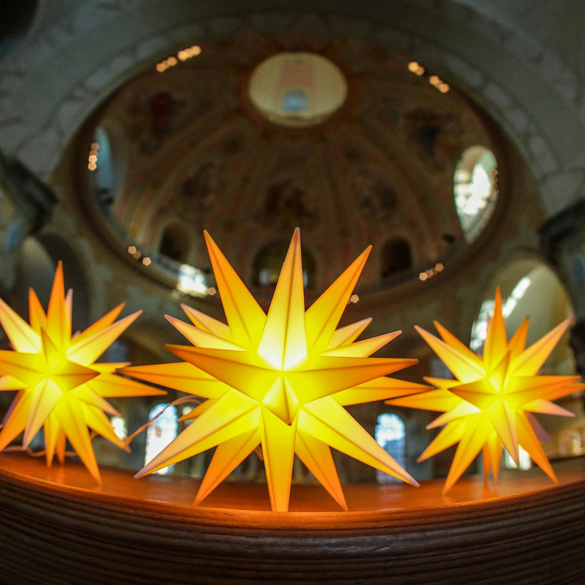 Herrnhuter Sterne: Ein Licht in dunklen Zeiten