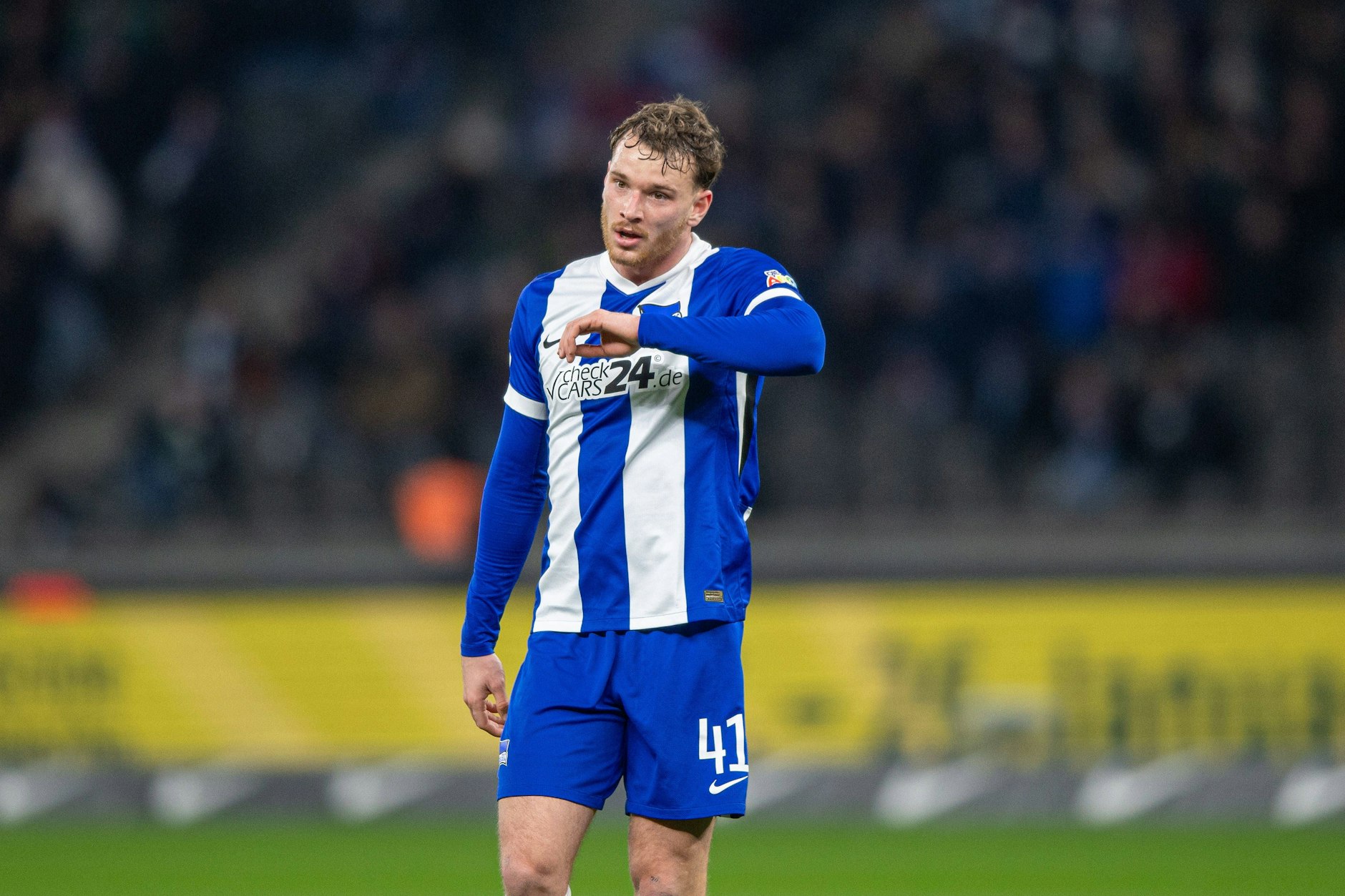 Enttäuscht von sich selbst! Herthas Pascal Klemens konnte seinen Bock beim 1:2 gegen Münster kaum fassen.