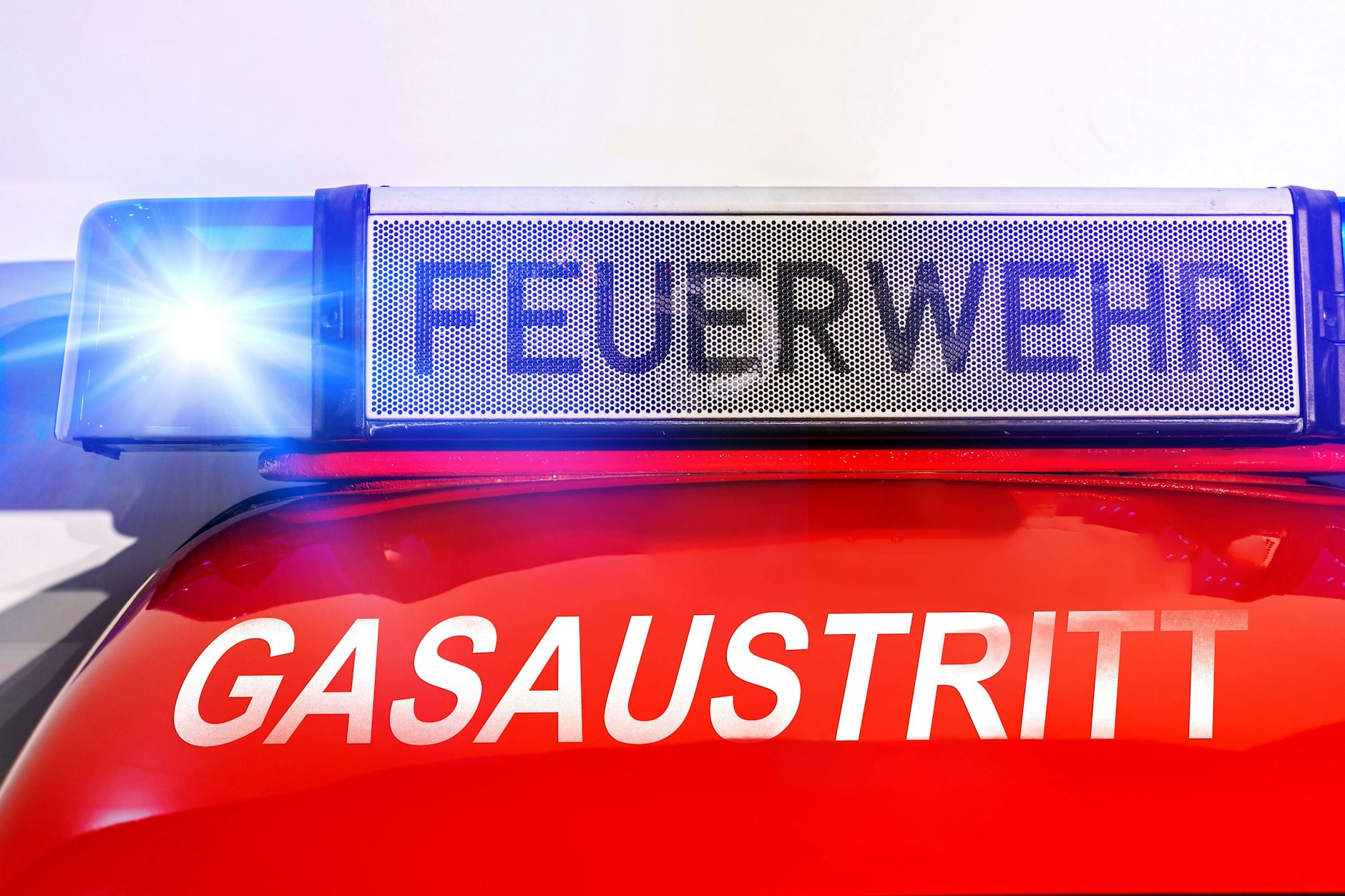 Gasaustritt in Lichtenberg: Auch die Feierwehr rückte an.