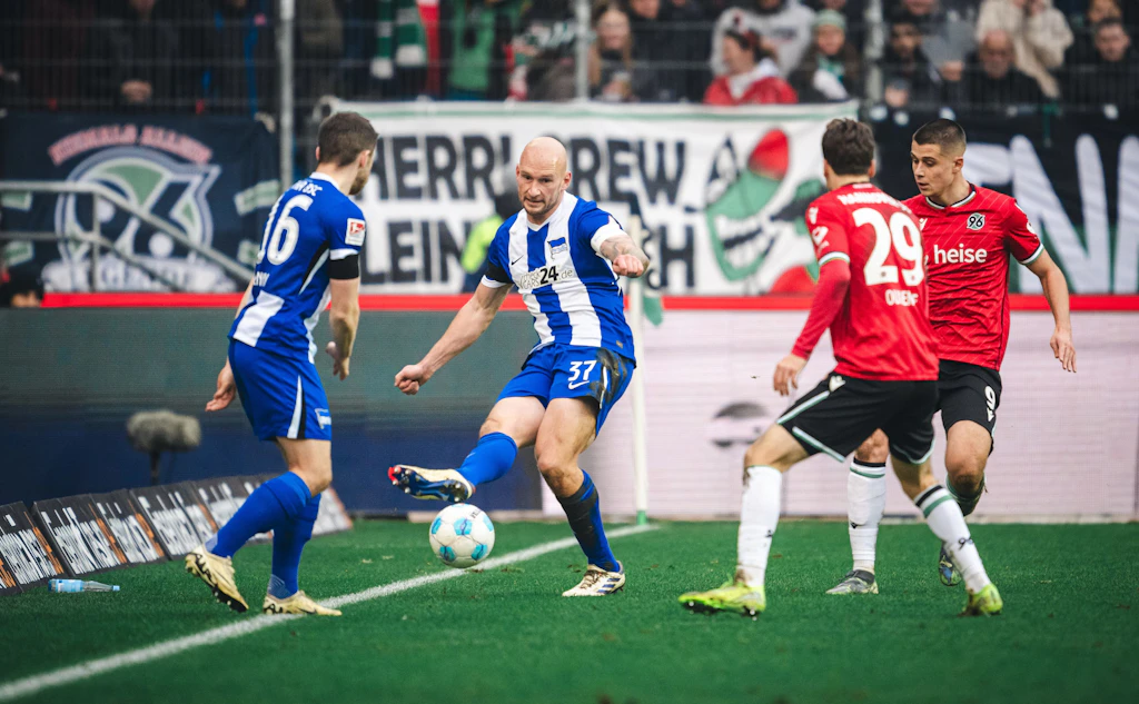 Hertha BSC bu avantajdan yararlanamıyor: Yıl sonunda ayıltıcı bir beraberlik