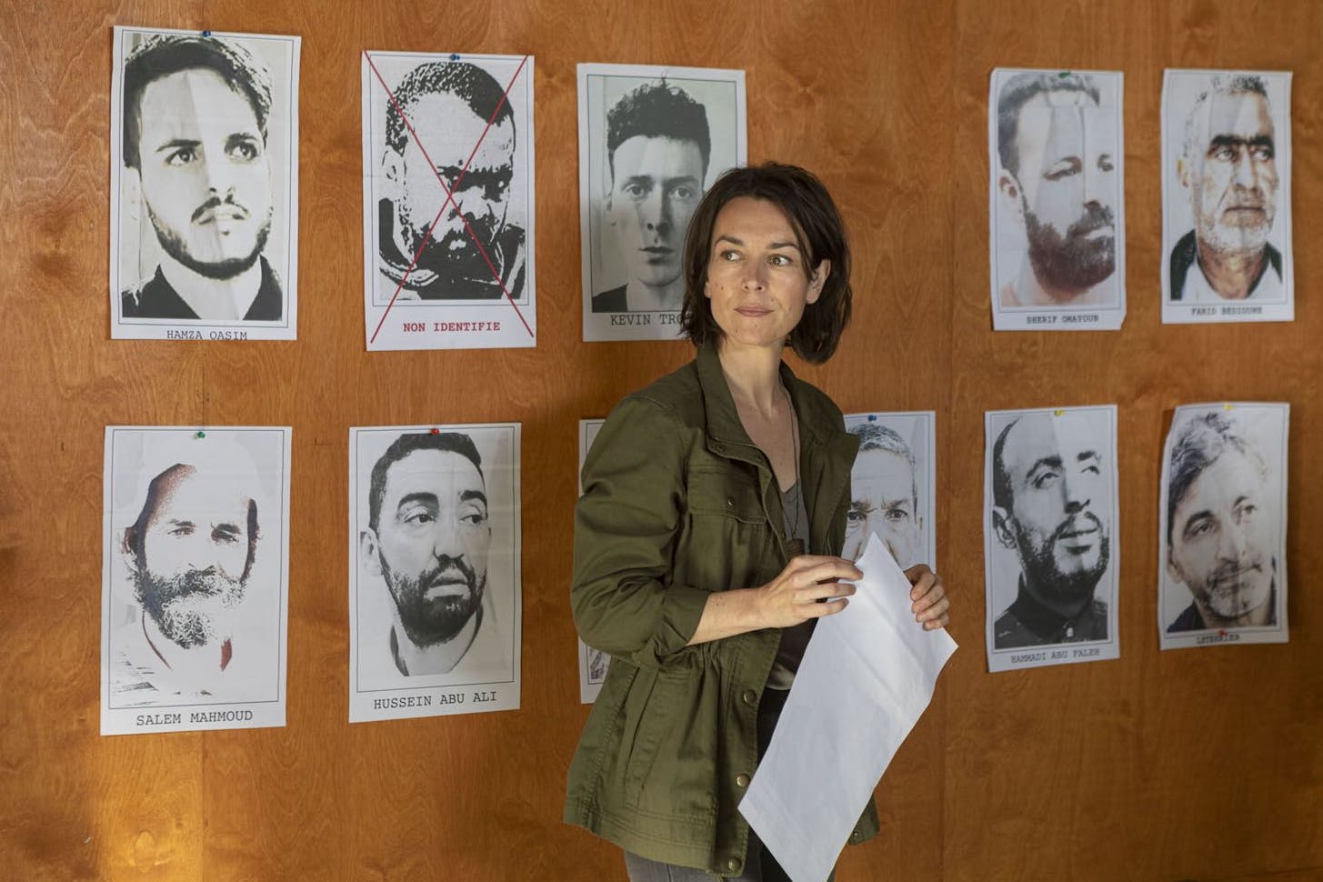 Marie Dompnier als Nachrichtenoffizierin Adèle in der französischen Militär-Serie „Dark Hearts“