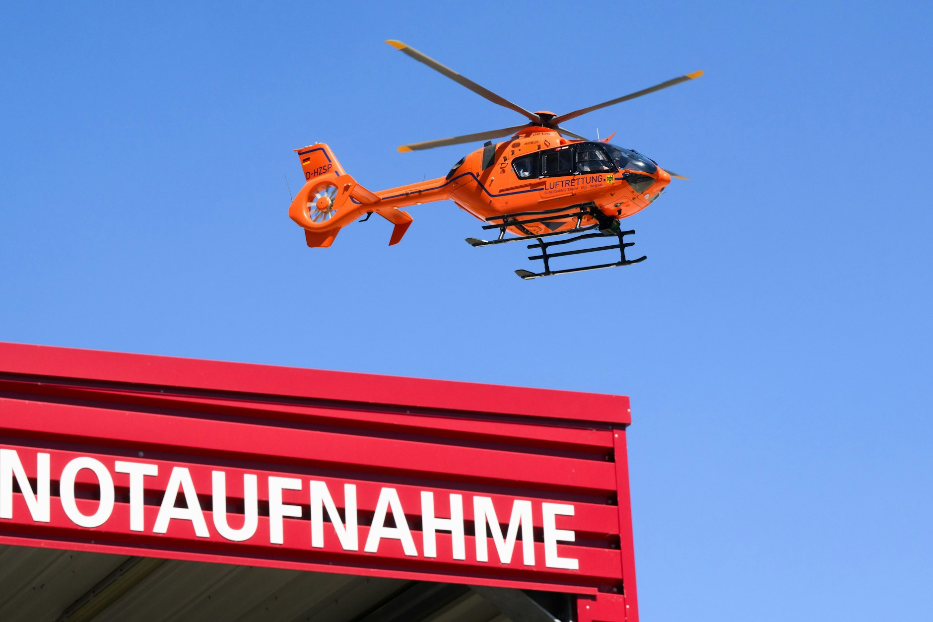 Krankenkassenbeiträge, Pflegegeld und Amalgamfüllungen Das ändert sich 2025