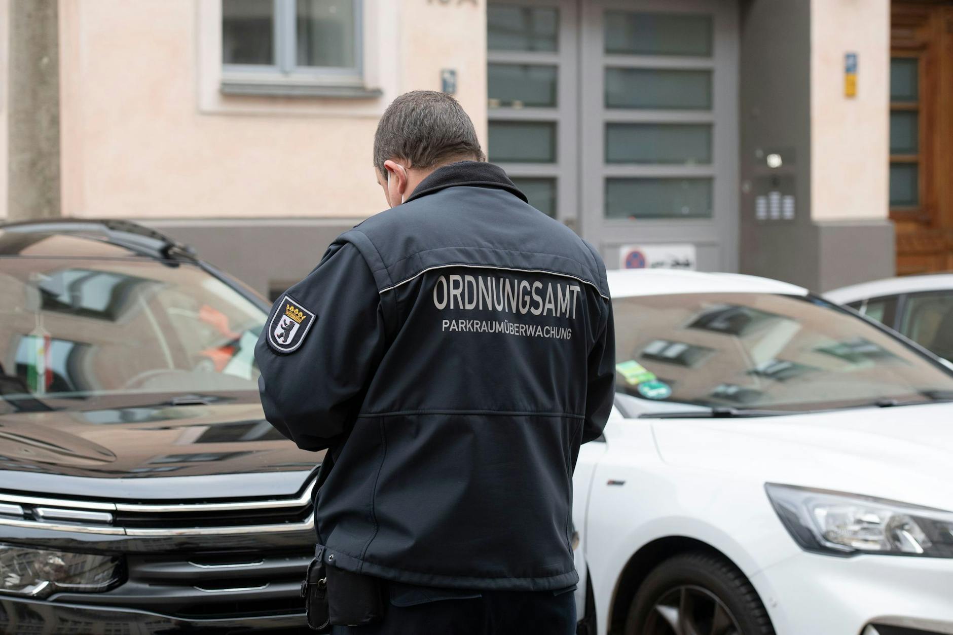 Im Februar waren Mitarbeiter des Ordnungsamts in Friedrichshain-Kreuzberg angegriffen worden.