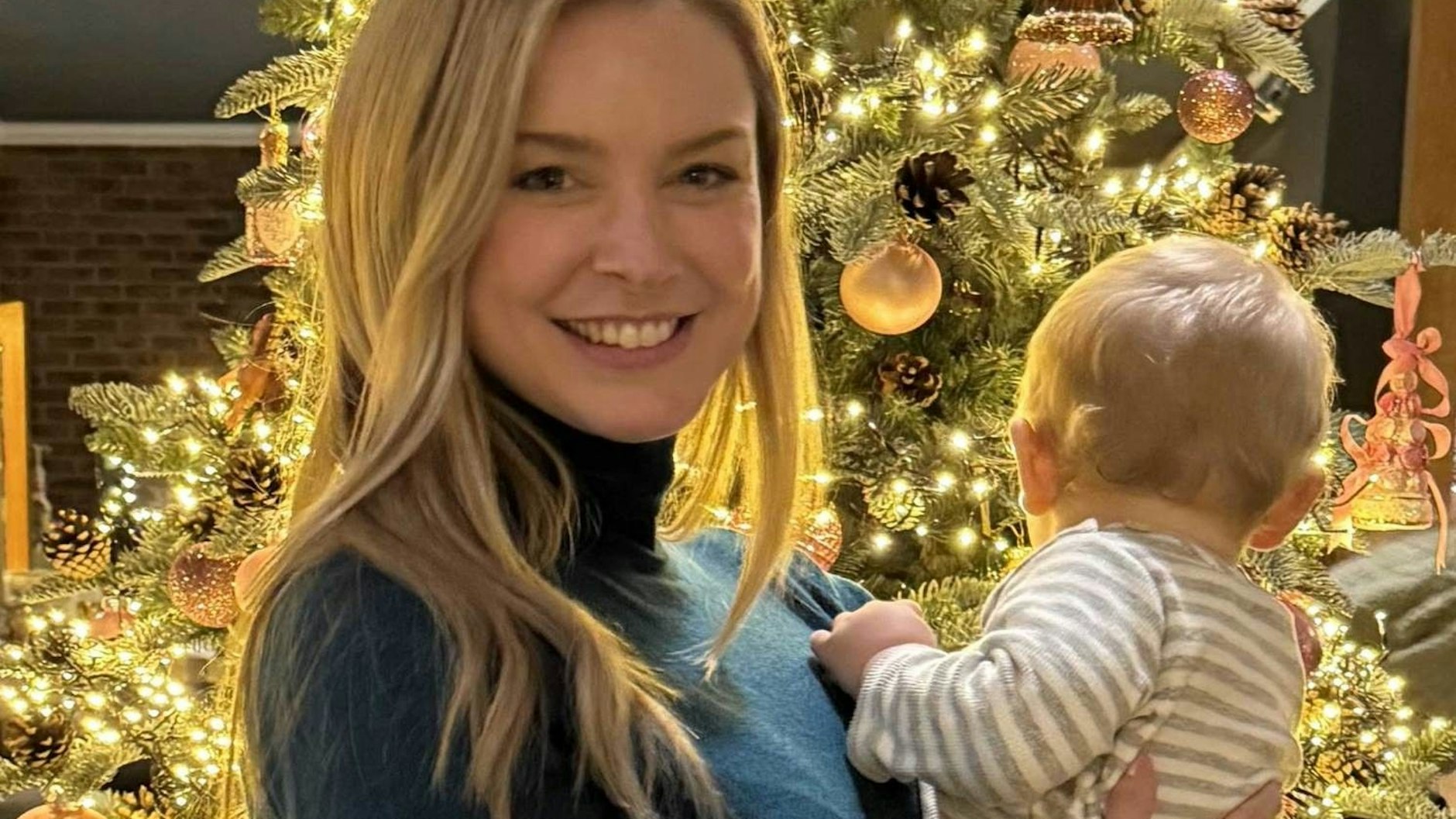 GZSZ-Star Nina Ensmann freut sich auf das erste Weihnachten mit ihrem Sohn.