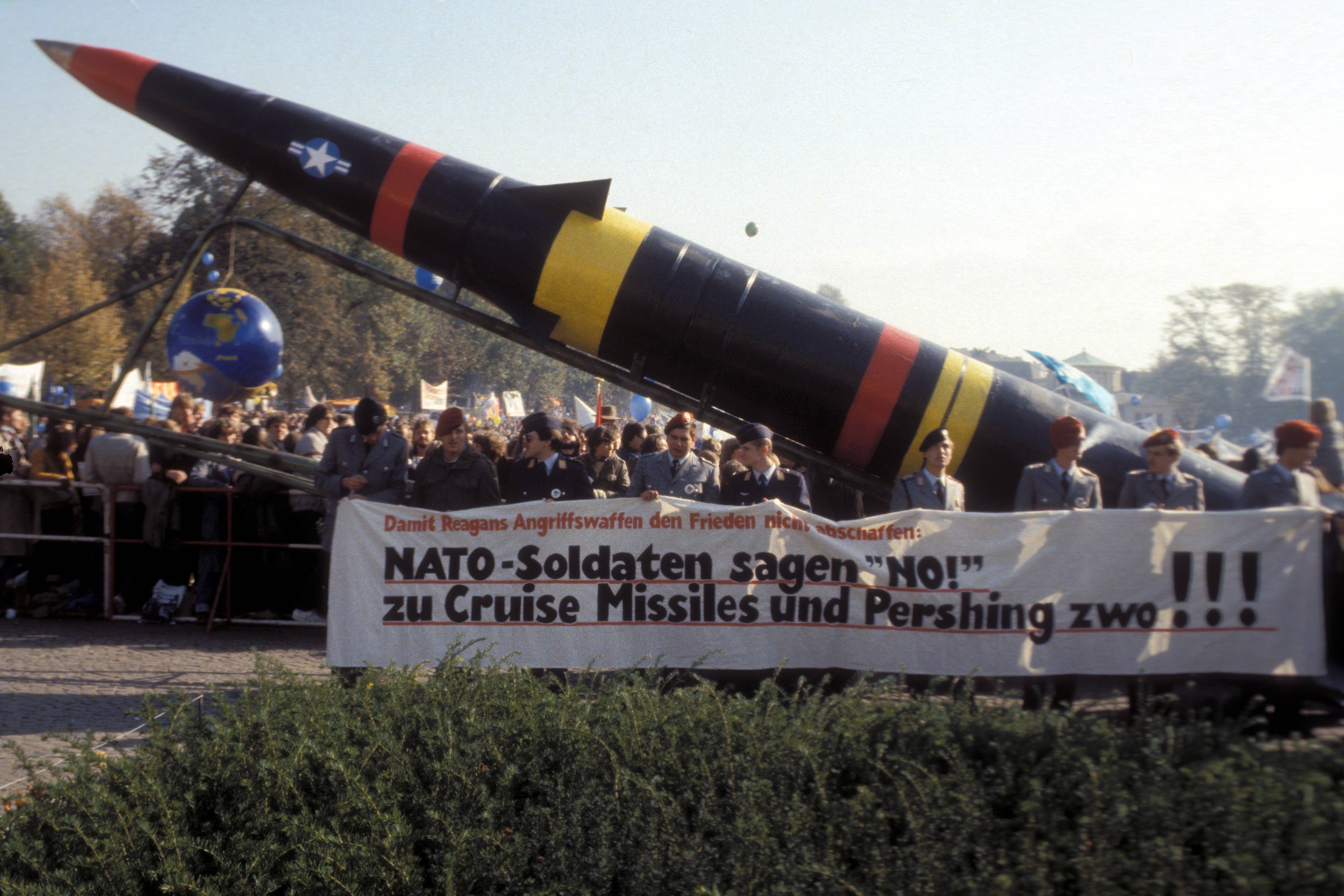 Gefährden die neuen US-Raketen in Deutschland das nukleare Gleichgewicht?