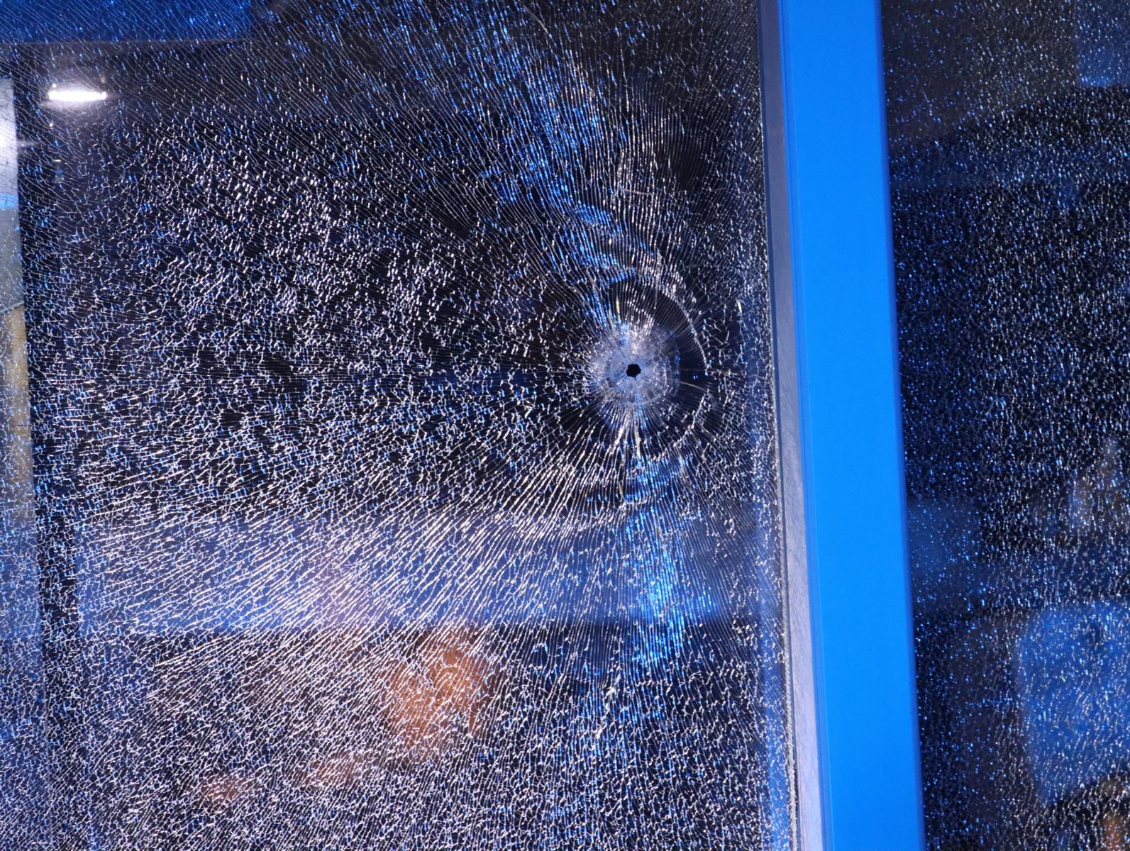 Weihnachten rettet Leben: Mindestens 6 Schüsse auf Lokal in Spandau