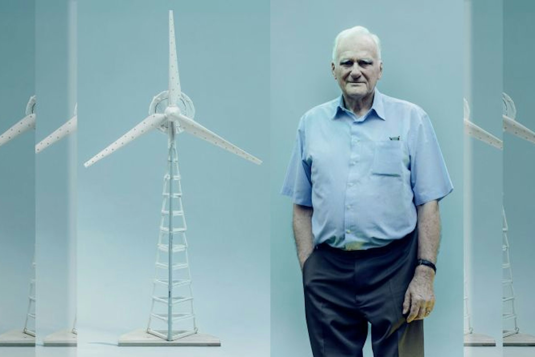 Ein Genie und Erfinder aus der DDR: Horst Bendix aus Leipzig entwickelte die Idee für die Höhenwindräder. Der fertige Turm sieht ein wenig aus wie ein Fotostativ oder der Eiffelturm auf drei Beinen.