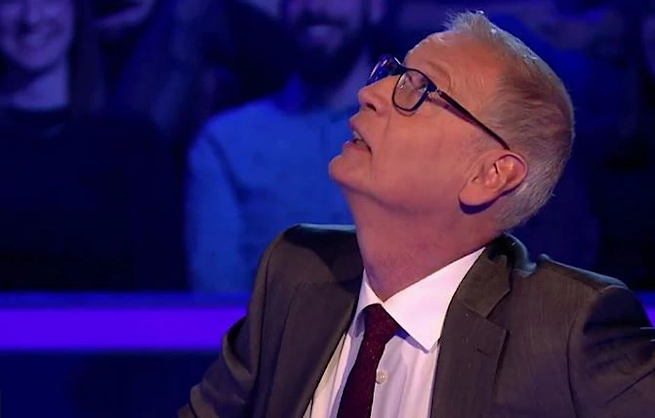 Bange Blicke unter die Studio-Decke: Günther Jauch in Sorge um einen Scheinwerfer. 