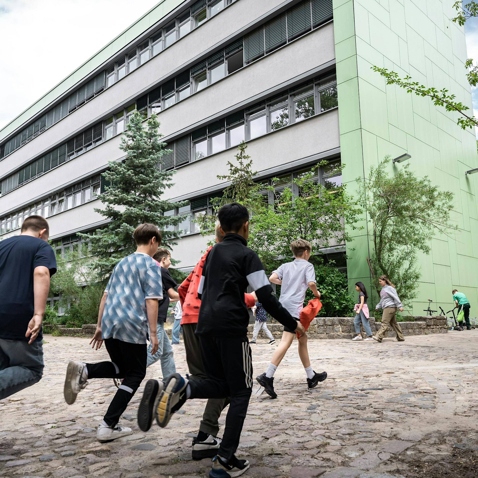 Der Senats-Sparhammer: Beim nächsten Mal sind Kitas und Schulen dran!
