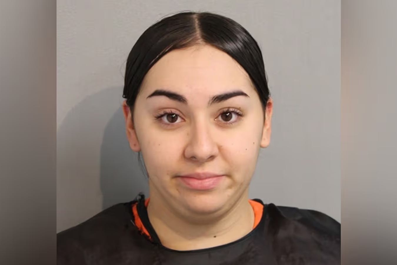 Pizza-Lieferantin Brianna Alvelo bei ihrer Verhaftung durch die Polizei.