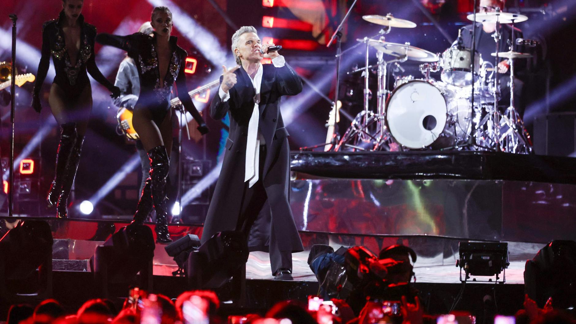 Gleich zweimal, am 21. und 22. Juli, dreht Robbie Williams in der Uber Arena auf.