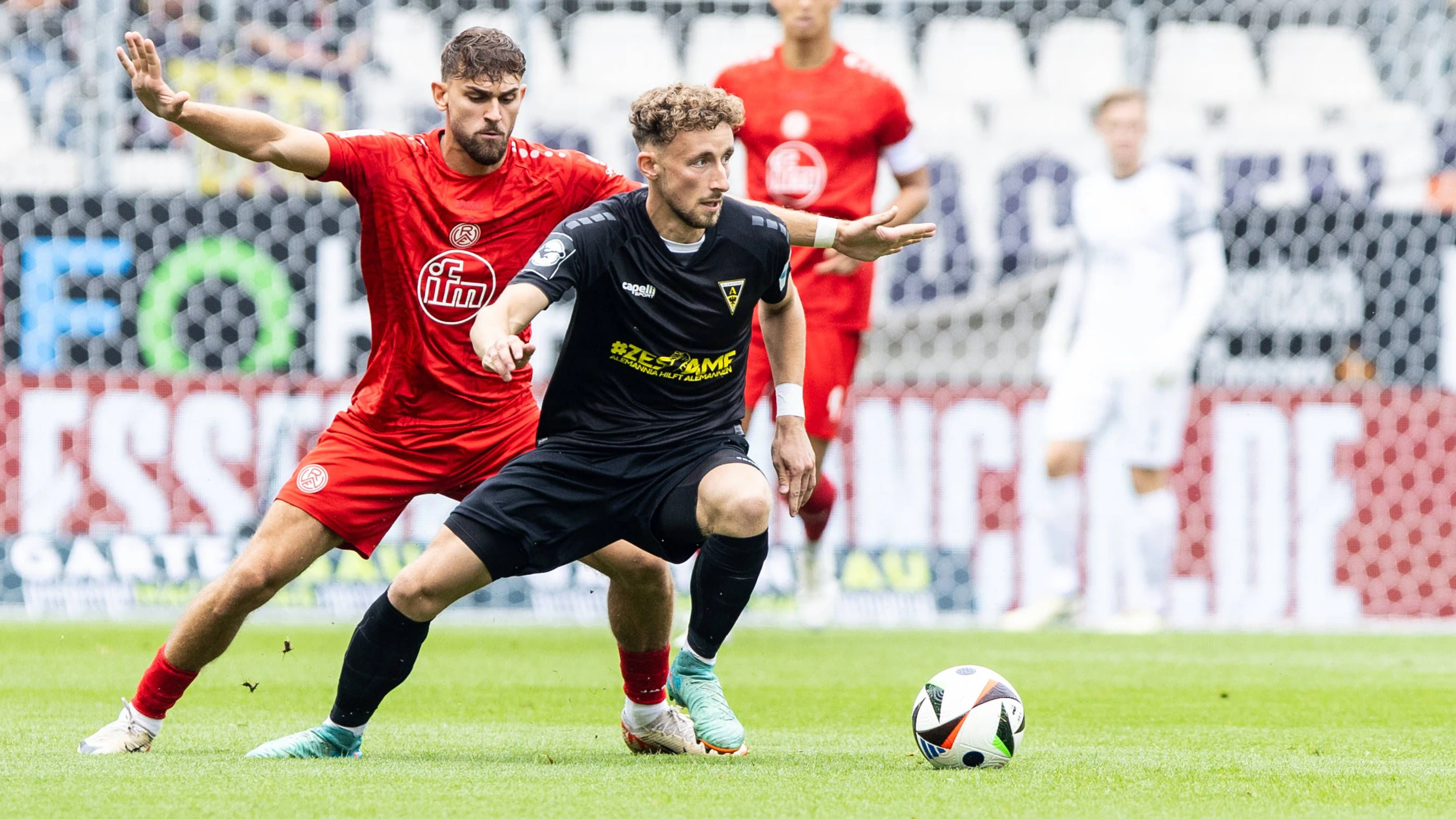 Felix Meyer legte bei Drittligist Alemannia Aachen einen Blitz-Start hin, zuletzt lief es nicht richtig rund.