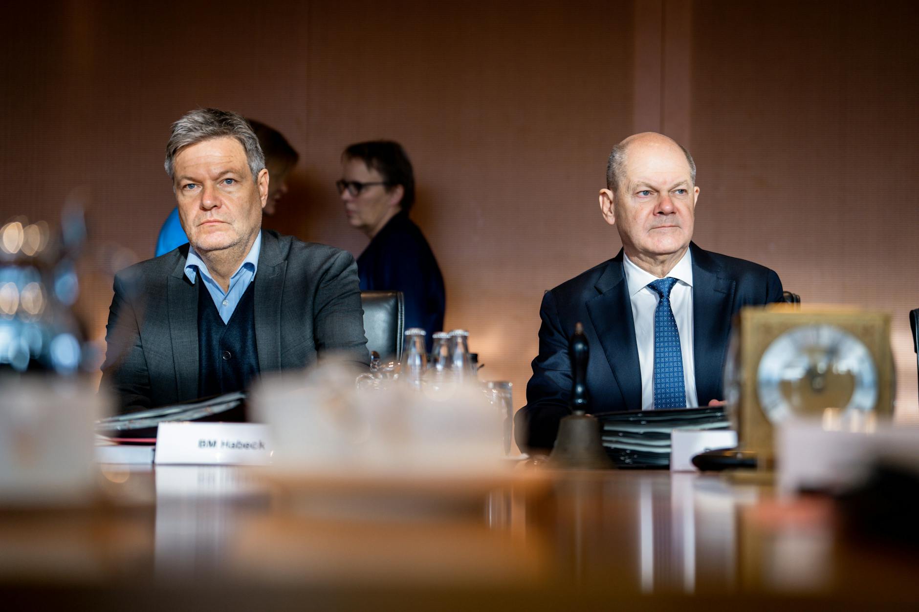 Robert Habeck und Olaf Scholz bei einer Kabinettssitzung