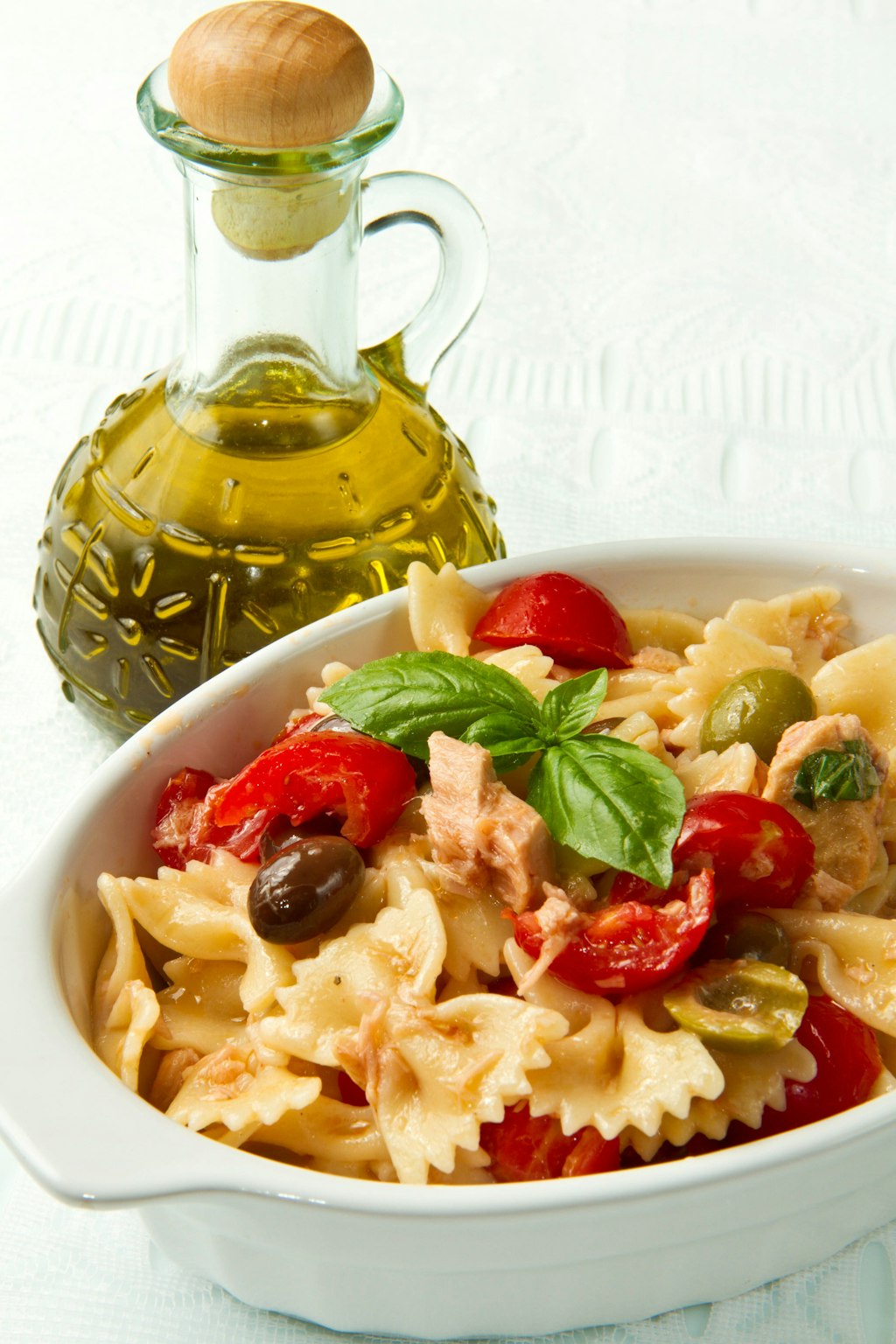 Nudelsalat-f-r-die-Silvester-Party-Sehr-leckeres-Rezept-mit-Thunfisch
