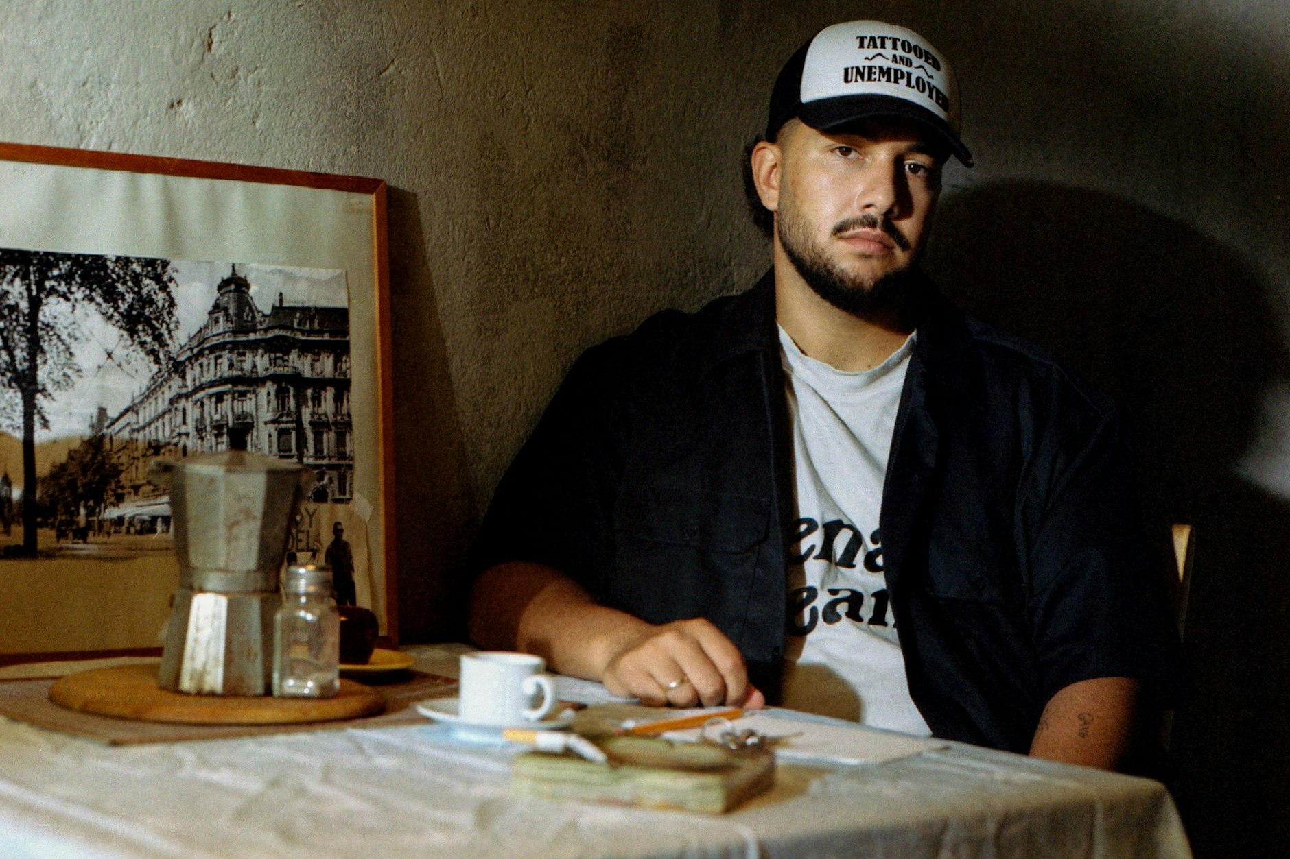 Zwischen Actionfilm und Drama: Savvy, 27, Friedrichshainer Rapper und „Junge mit Ostprägung“