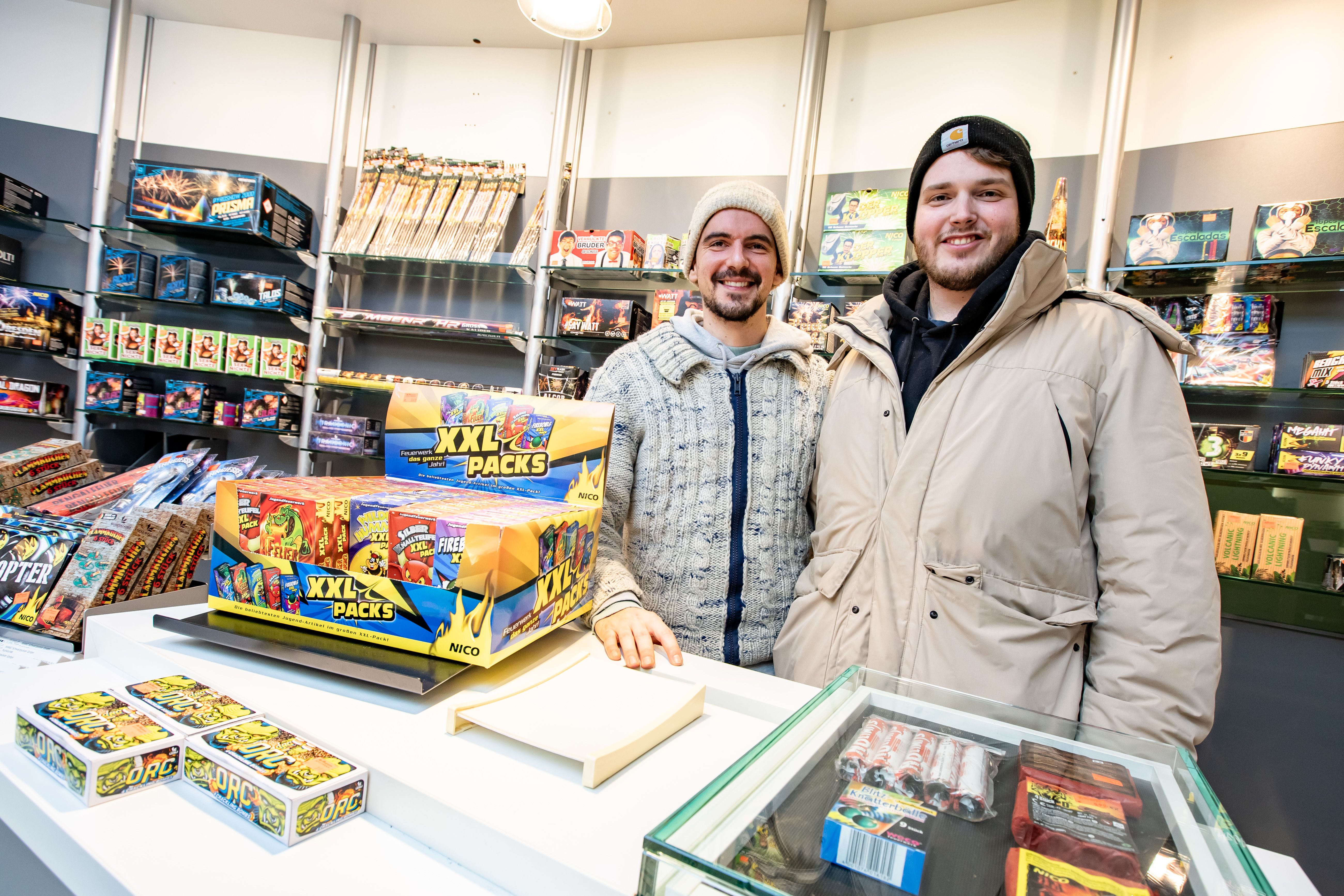 Zwischen Knall, Rauch und Tausenden Euros: Feuerwerks-Showdown im Böller-Paradies