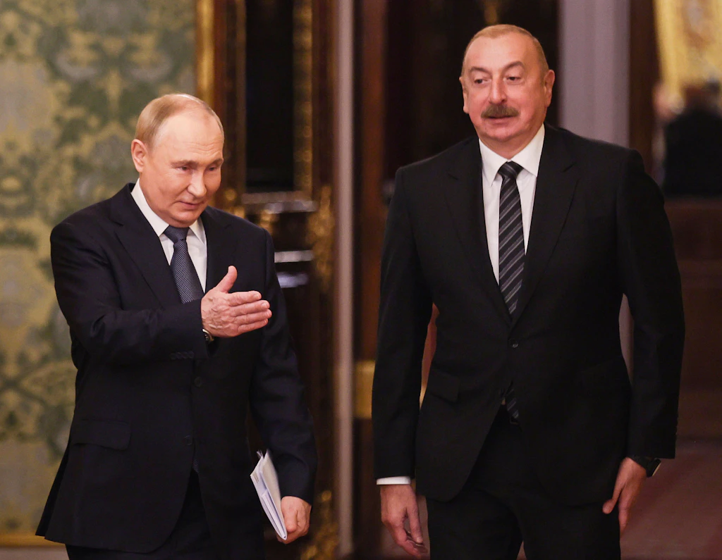 Putin entschuldigt sich bei Alijew: Aserbaidschan reagiert selbstbewusst