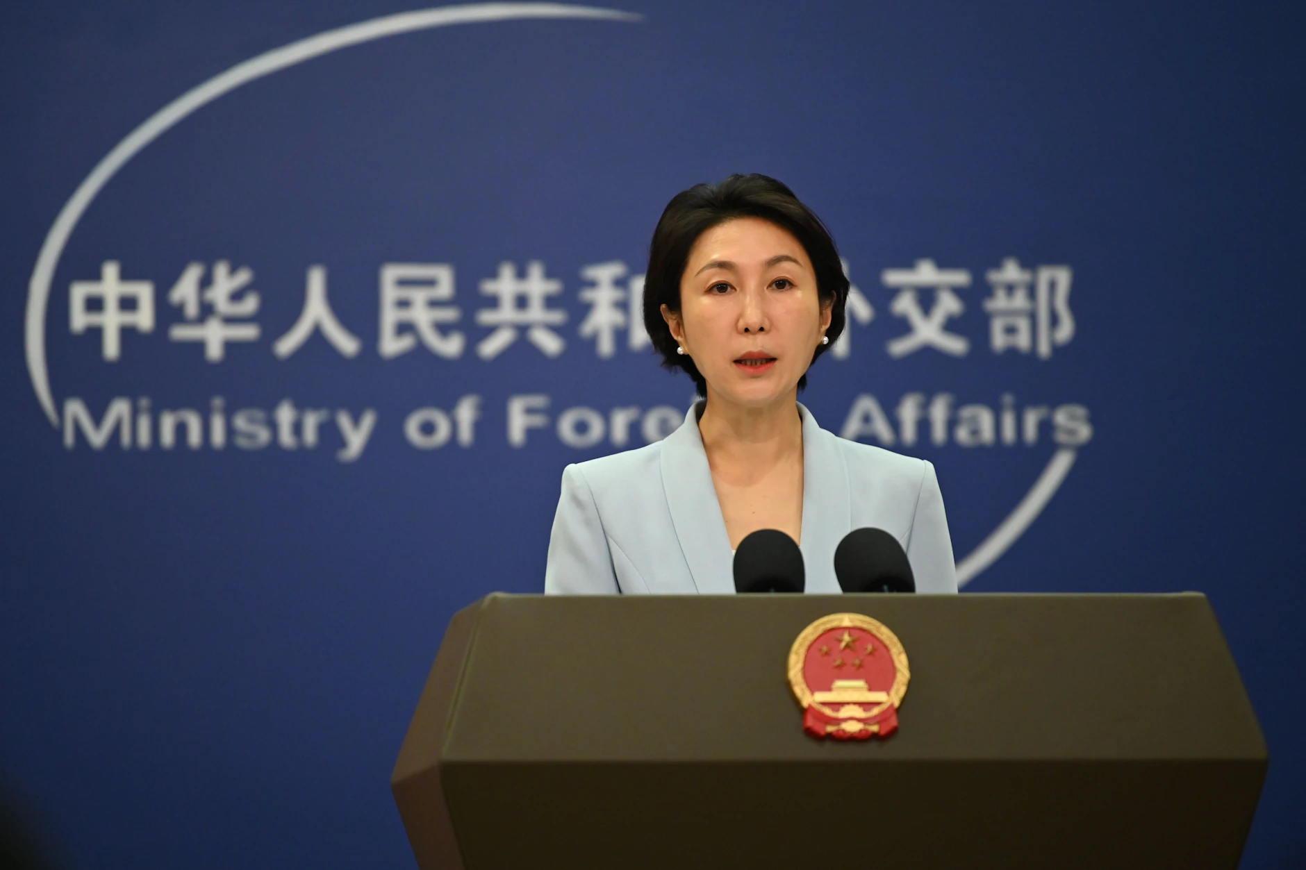 China, Peking: Mao Ning, Sprecherin des chinesischen Außenministeriums, spricht auf einer Pressekonferenz. 