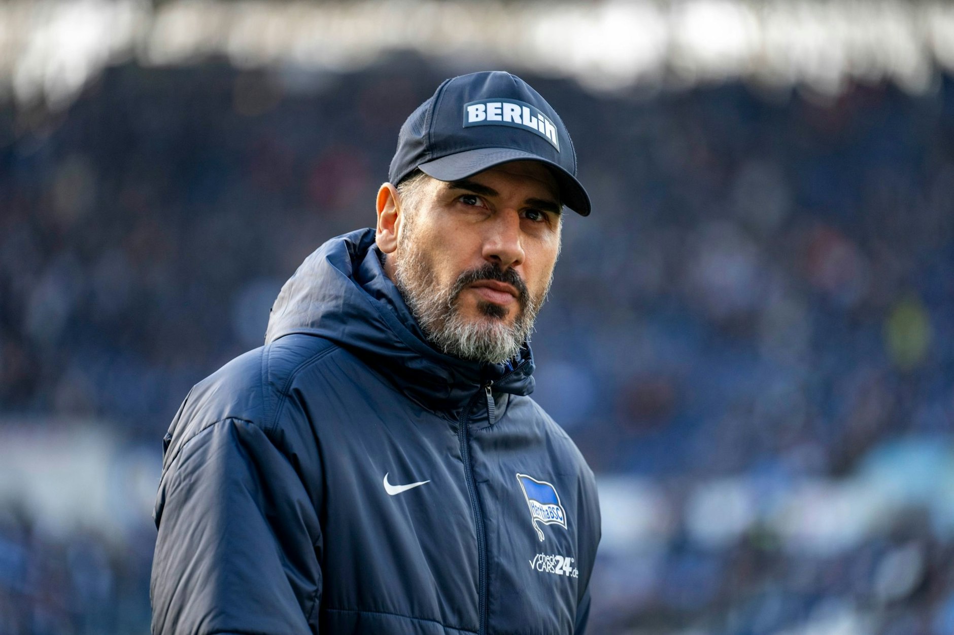 Muss seinen Kader von Hertha BSC umbauen: Trainer Christian Fiel.