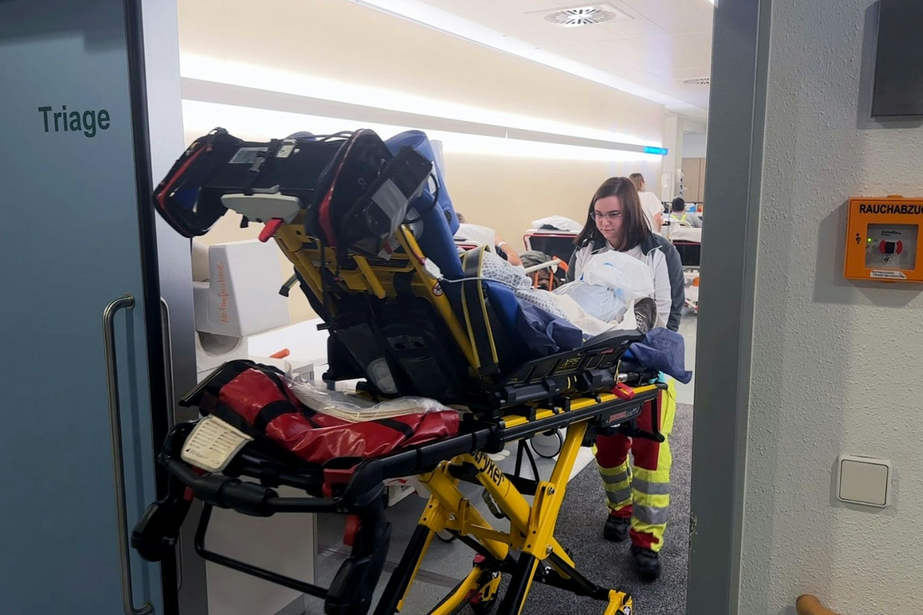 Im Unfallkrankenhaus Berlin wurden 42 Menschen mit schweren Verletzungen durch Feuerwerkskörper behandelt.